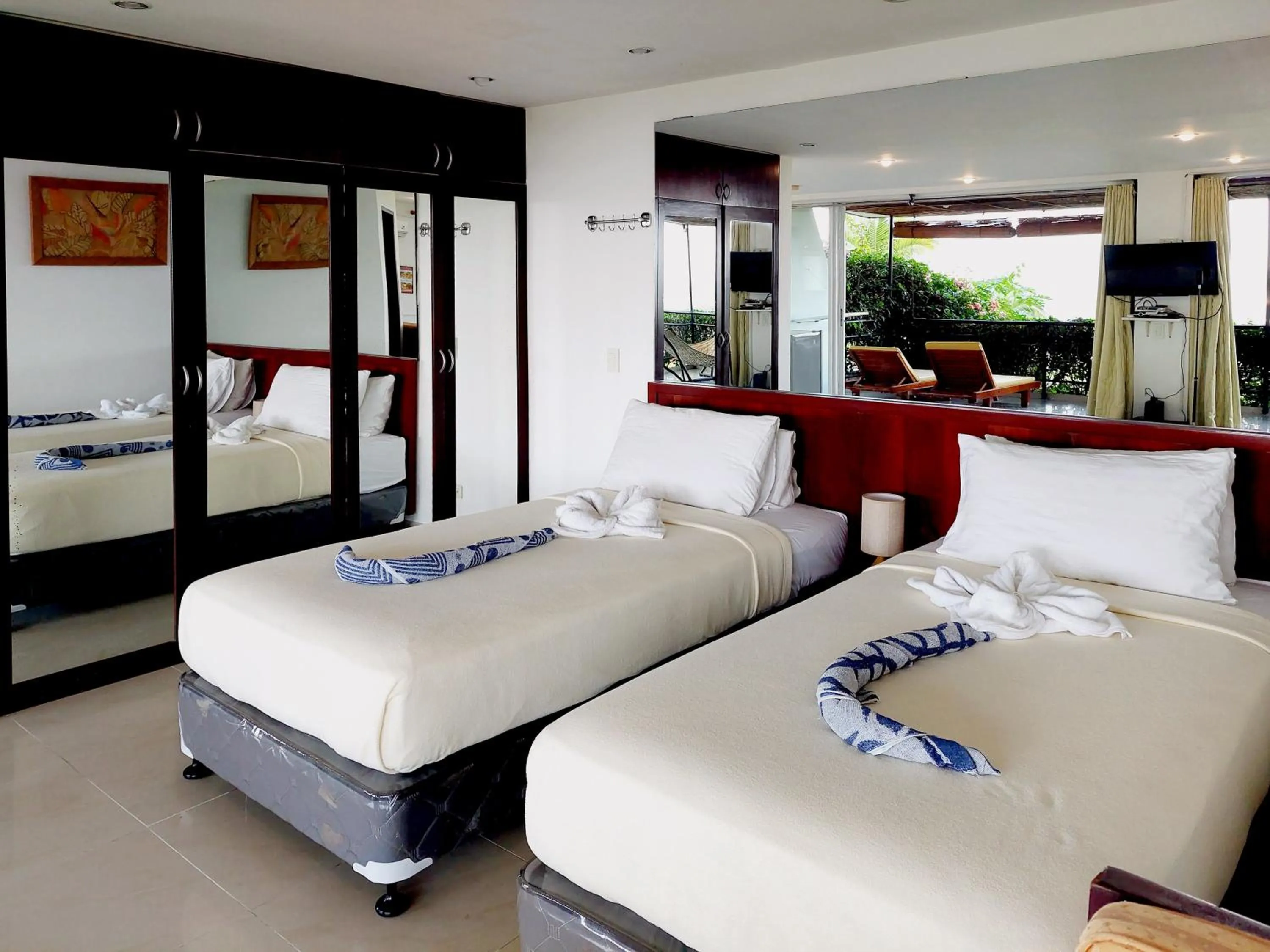 Bed in Bohol Vantage Resort