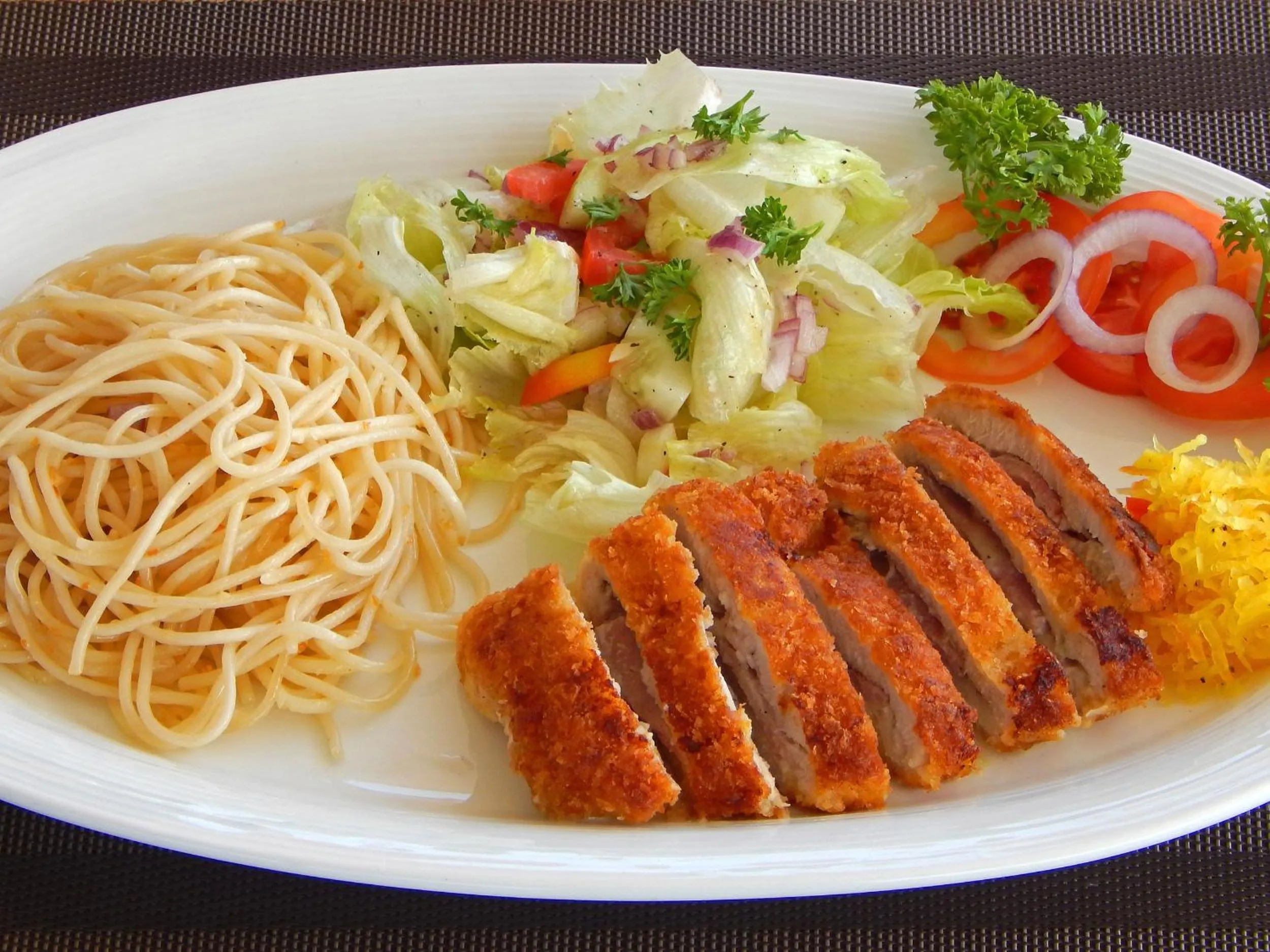 Restaurant/places to eat in Bohol Vantage Resort