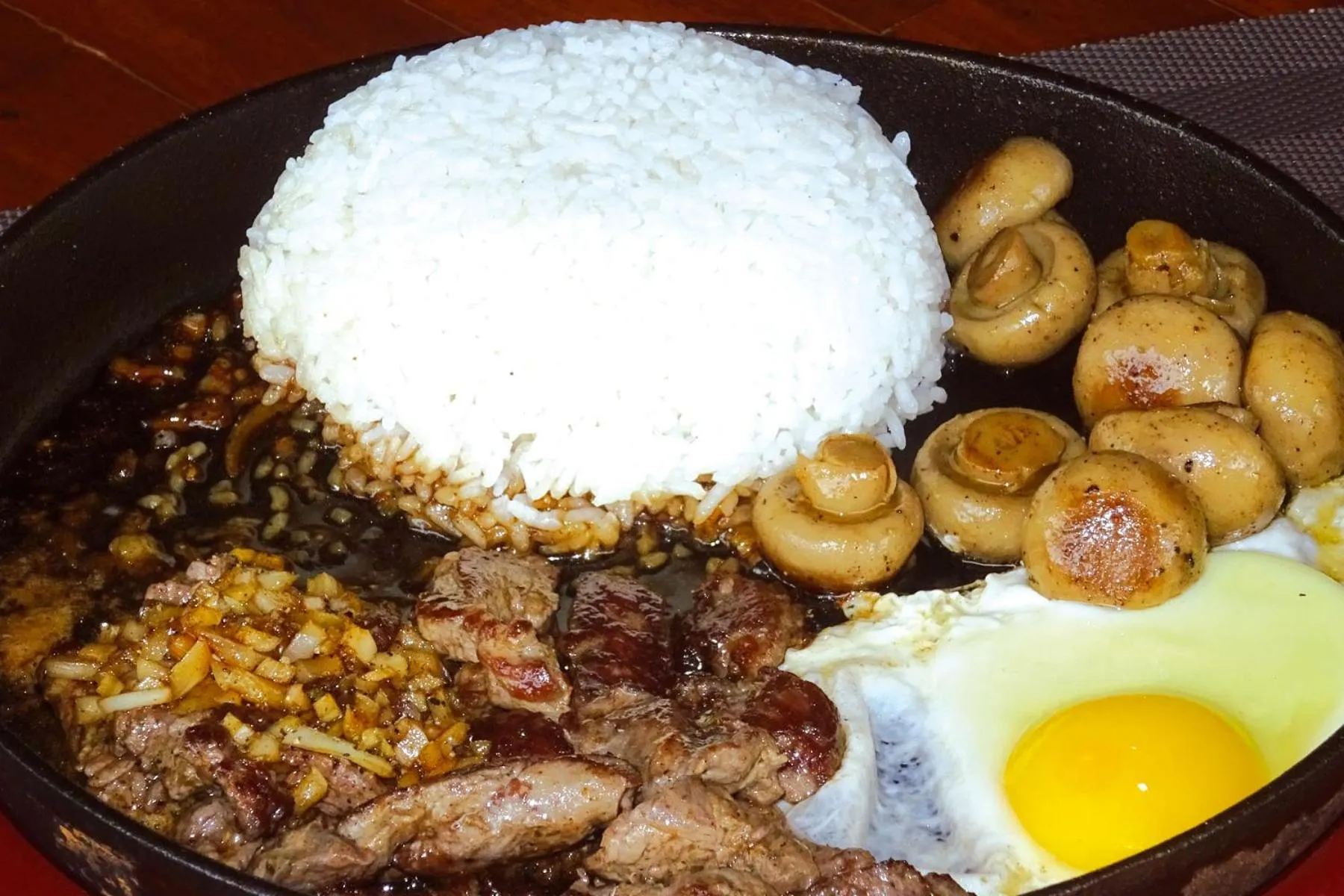 Food in Bohol Vantage Resort