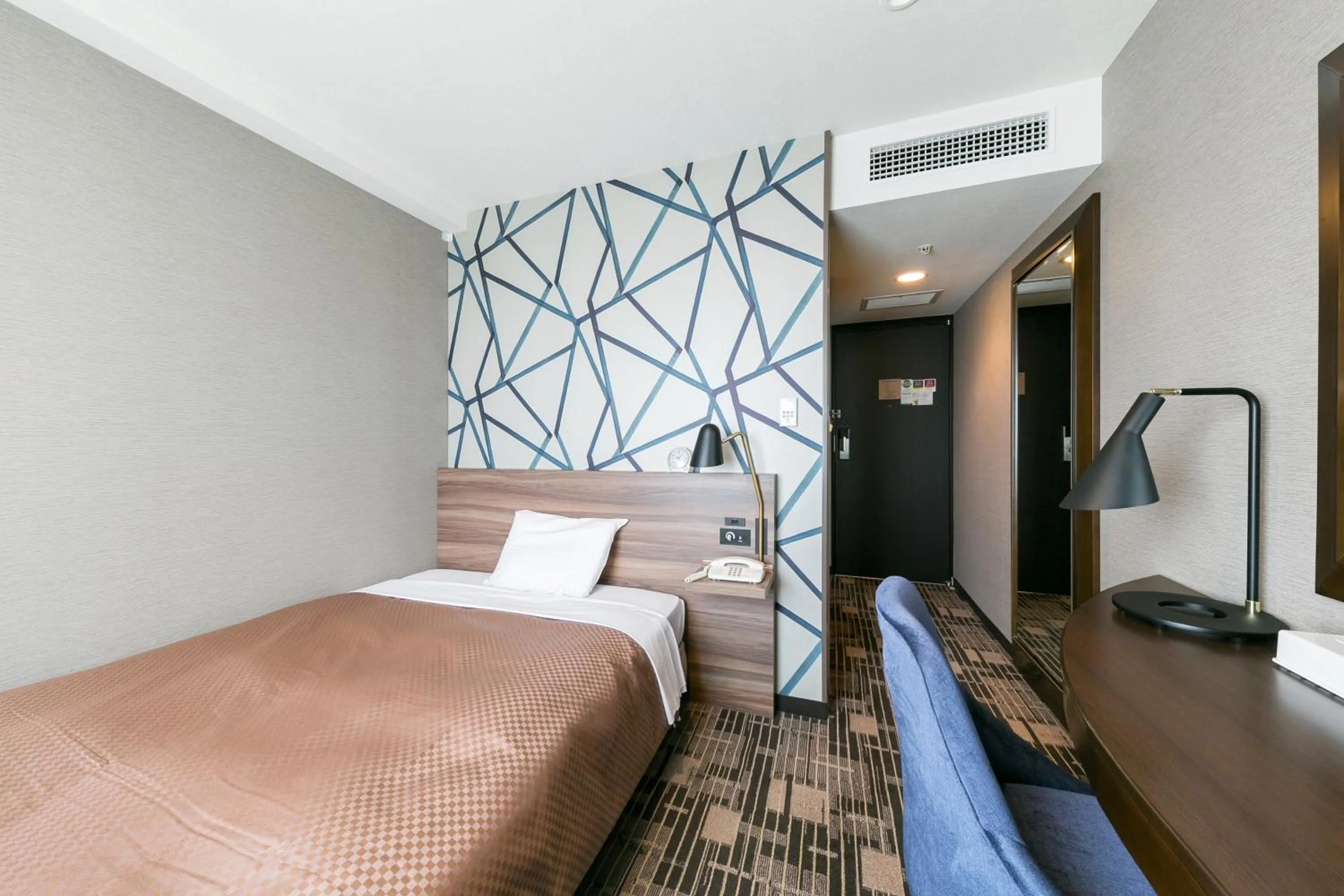 Photo of the whole room, Bed in Sotetsu Fresa Inn Kawasaki-Higashiguchi