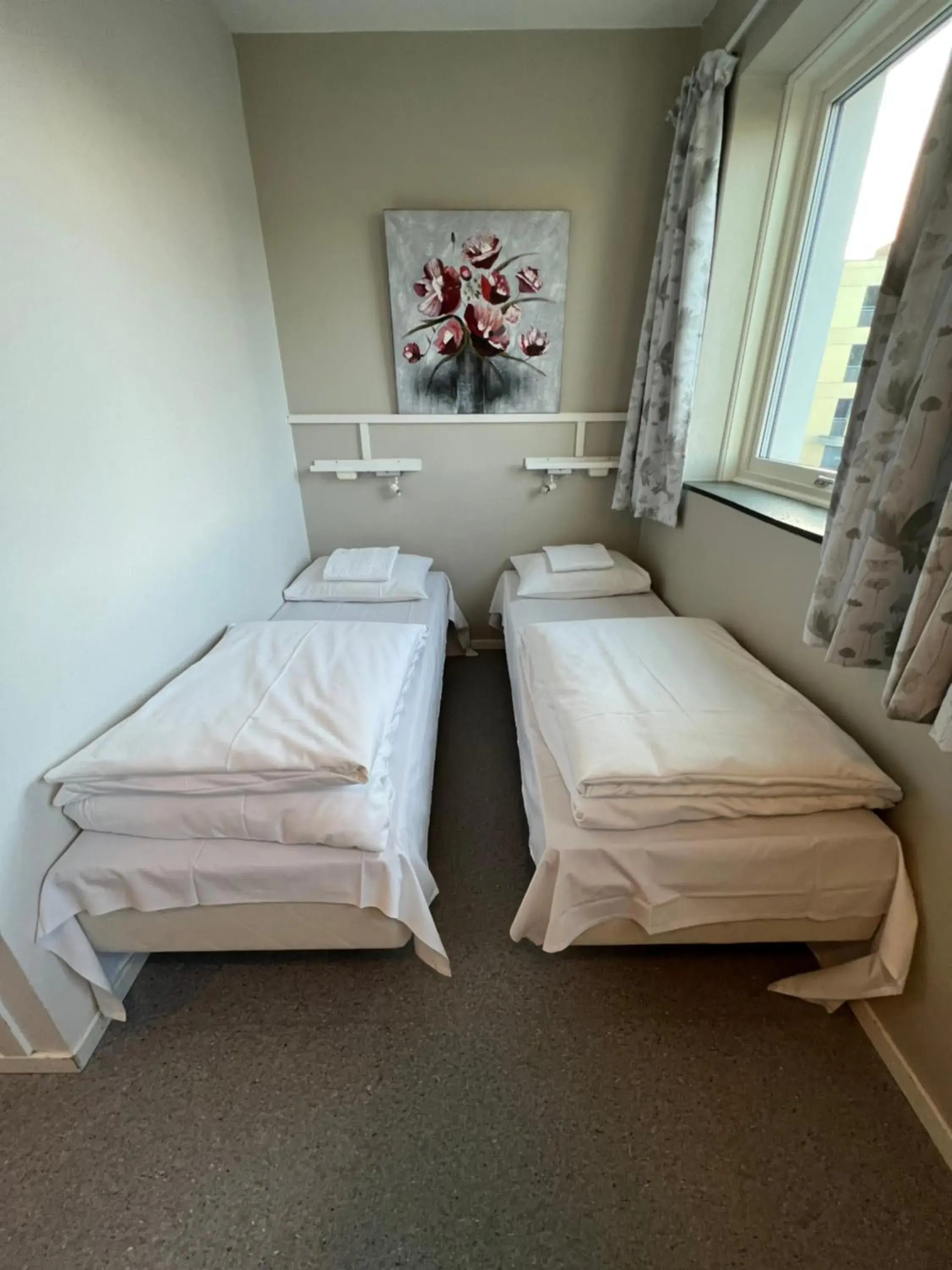 Double or Twin Room in Bodø Hostel & Motel Double or Twin Room in Bodø Hostel & Motel