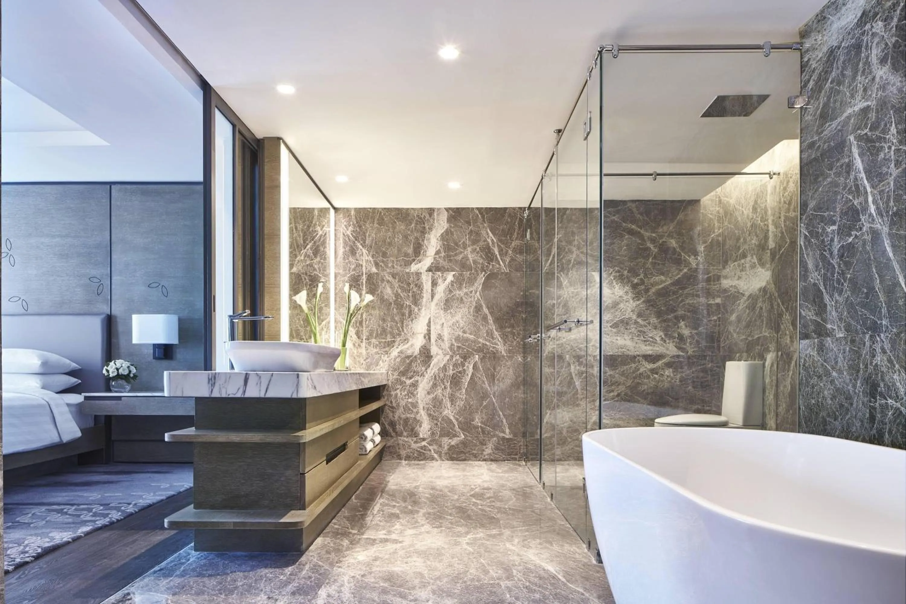 Bathroom in Yogyakarta Marriott Hotel