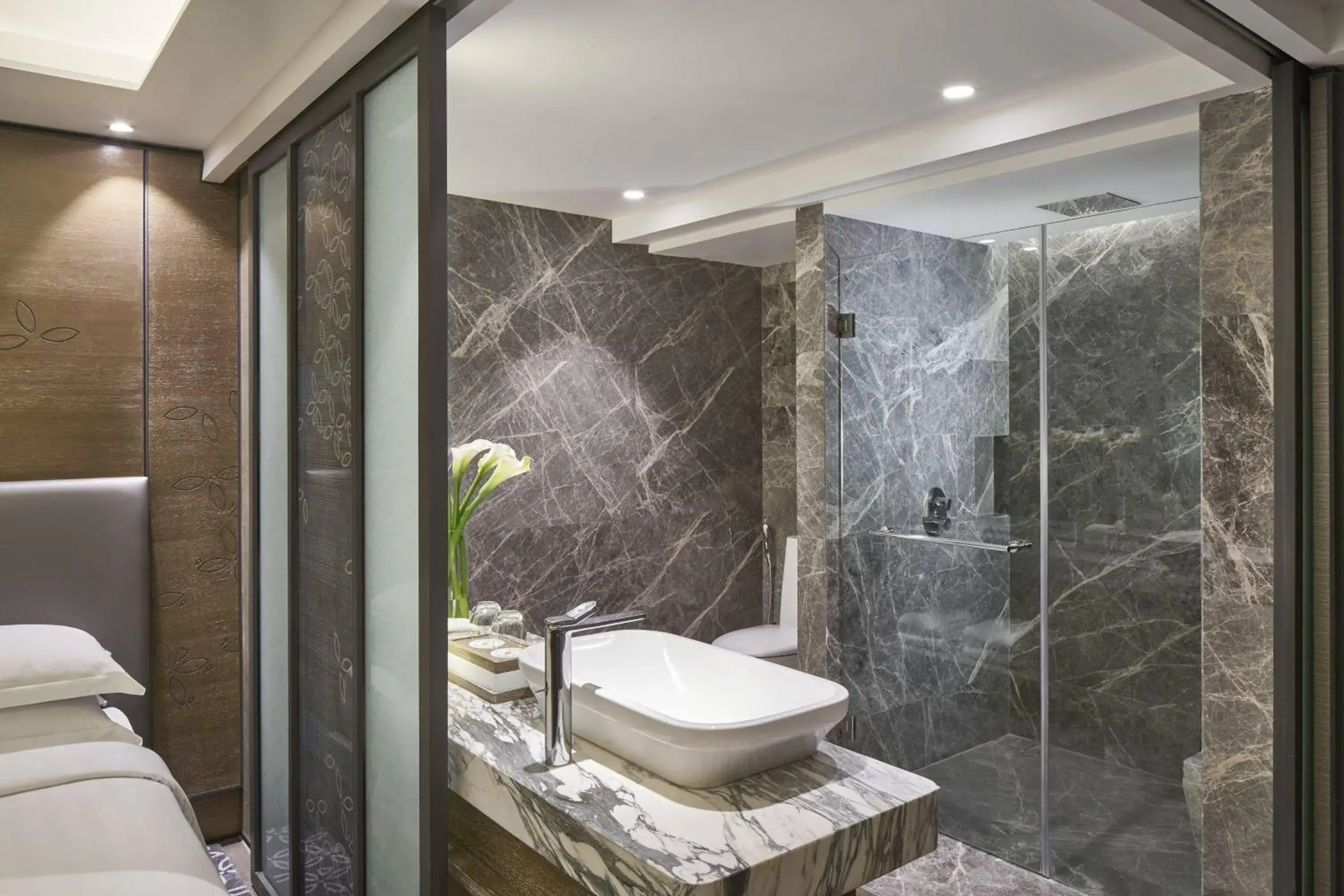 Guest room, 1 King, City view in Yogyakarta Marriott Hotel Guest room, 1 King, City view in Yogyakarta Marriott Hotel