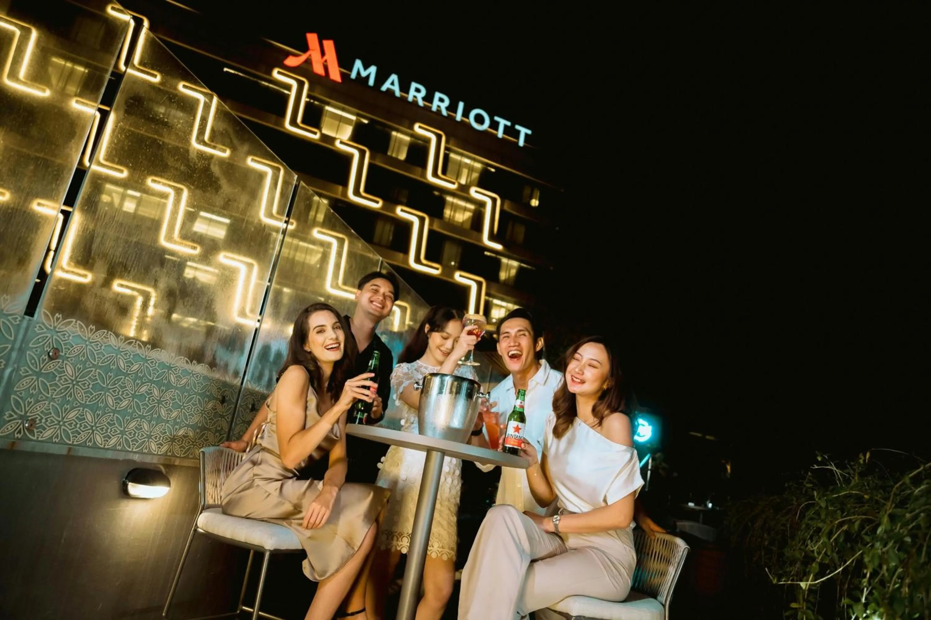 Lounge or bar in Yogyakarta Marriott Hotel