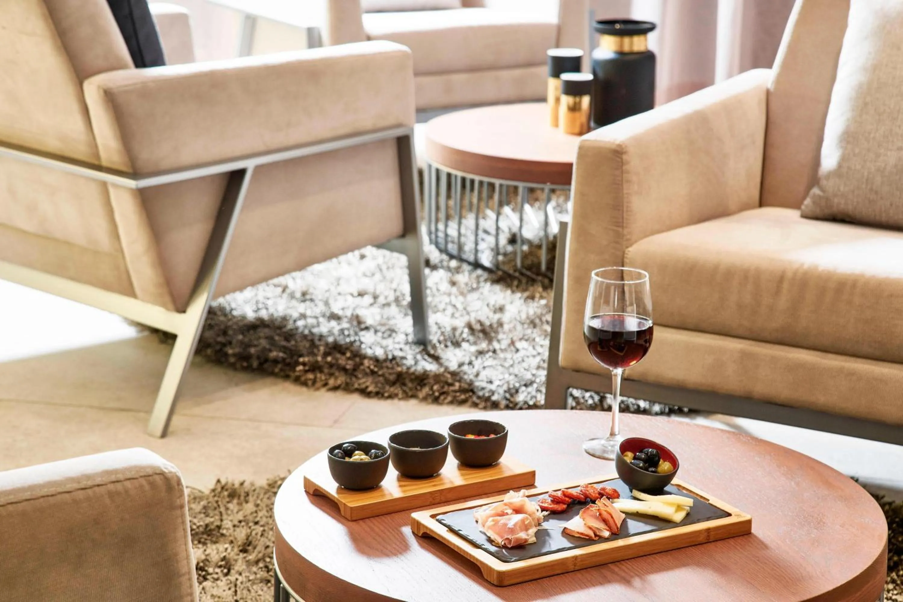 Lounge or bar in AC Hotel by Marriott Veracruz