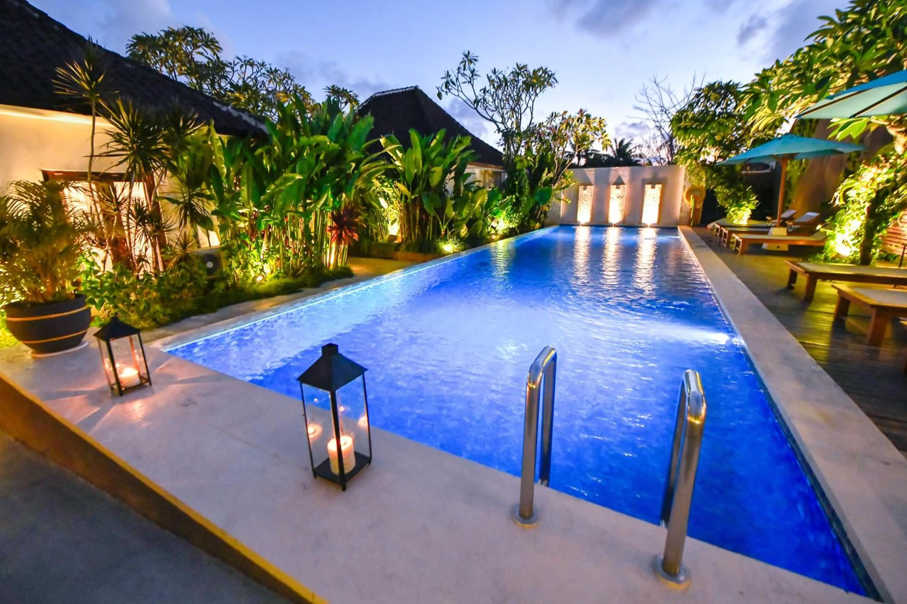 Swimming pool in Rama Residence Seminyak