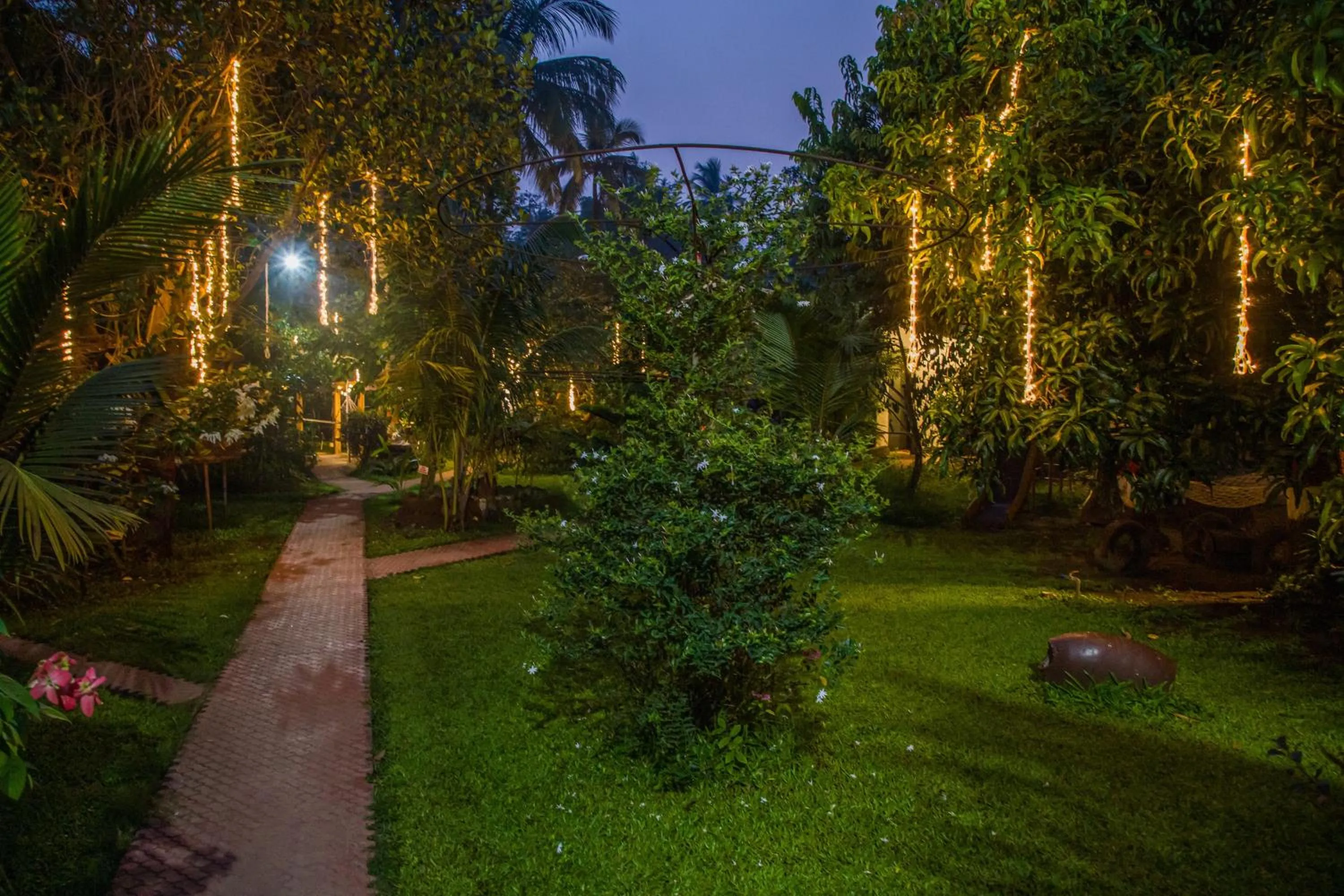 Garden in Sanidhya Beach Resort & Spa