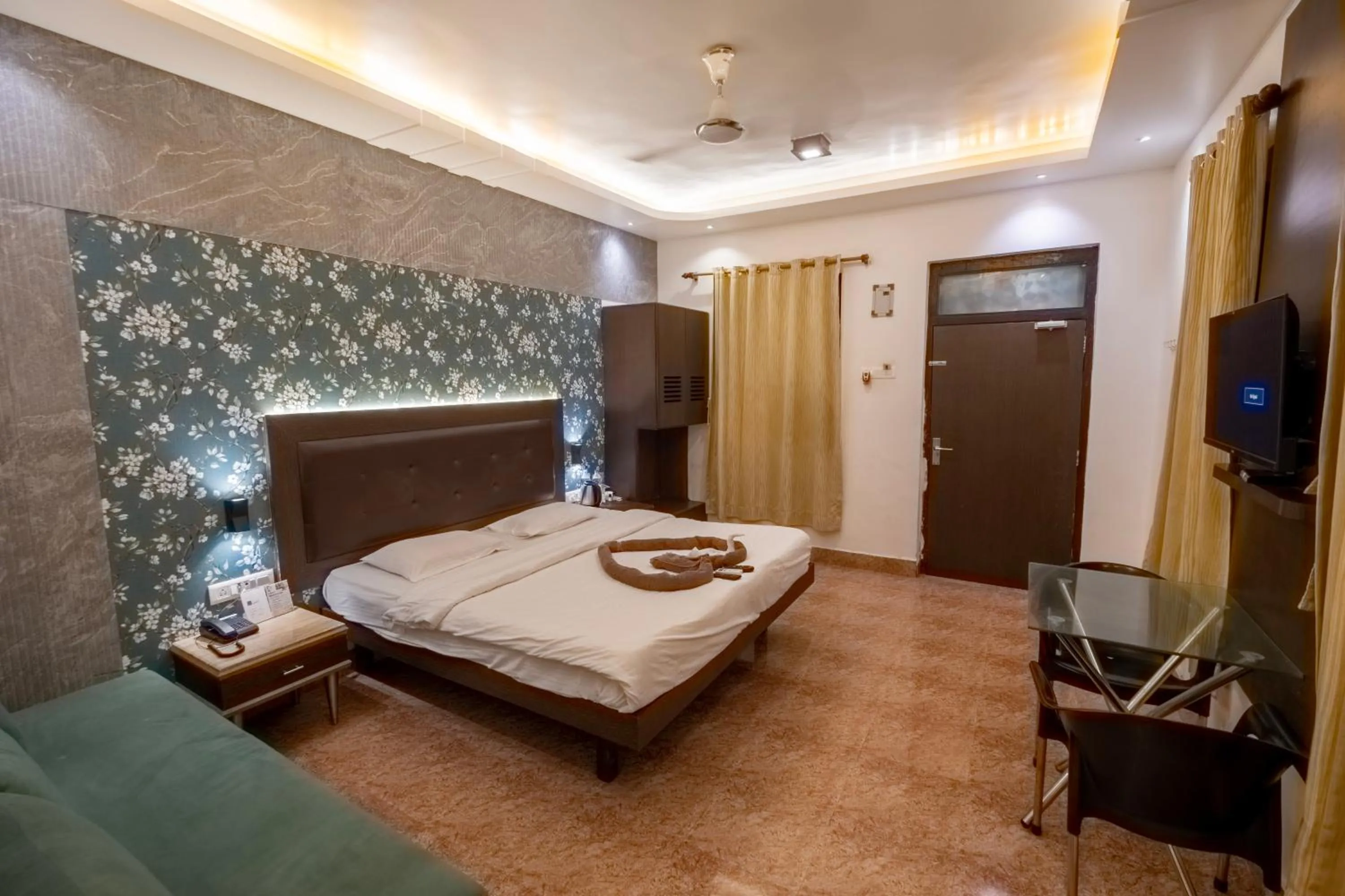 Bed in Sanidhya Beach Resort & Spa