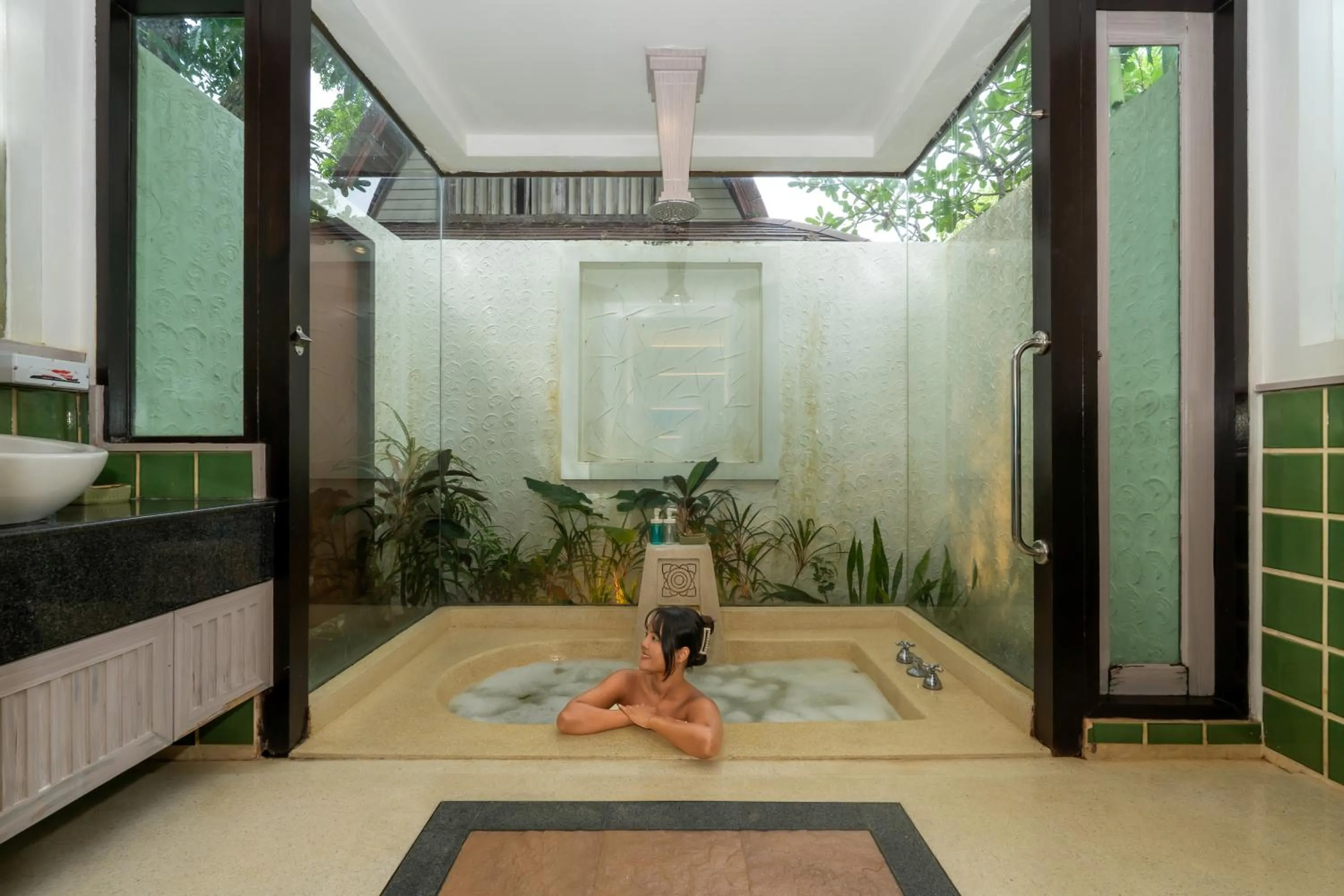 Bathroom in Barali Beach Resort Koh Chang