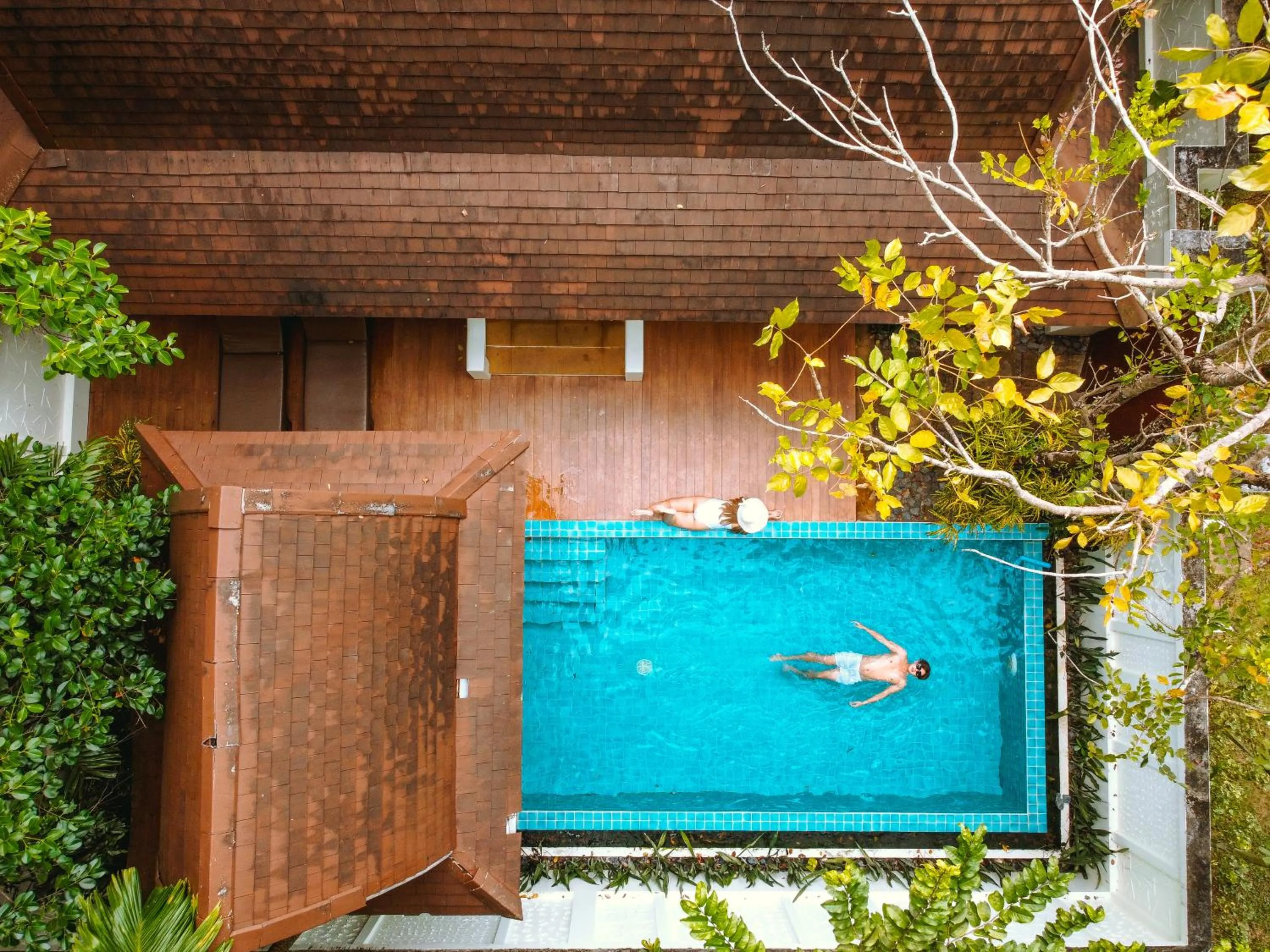 Swimming pool in Barali Beach Resort Koh Chang
