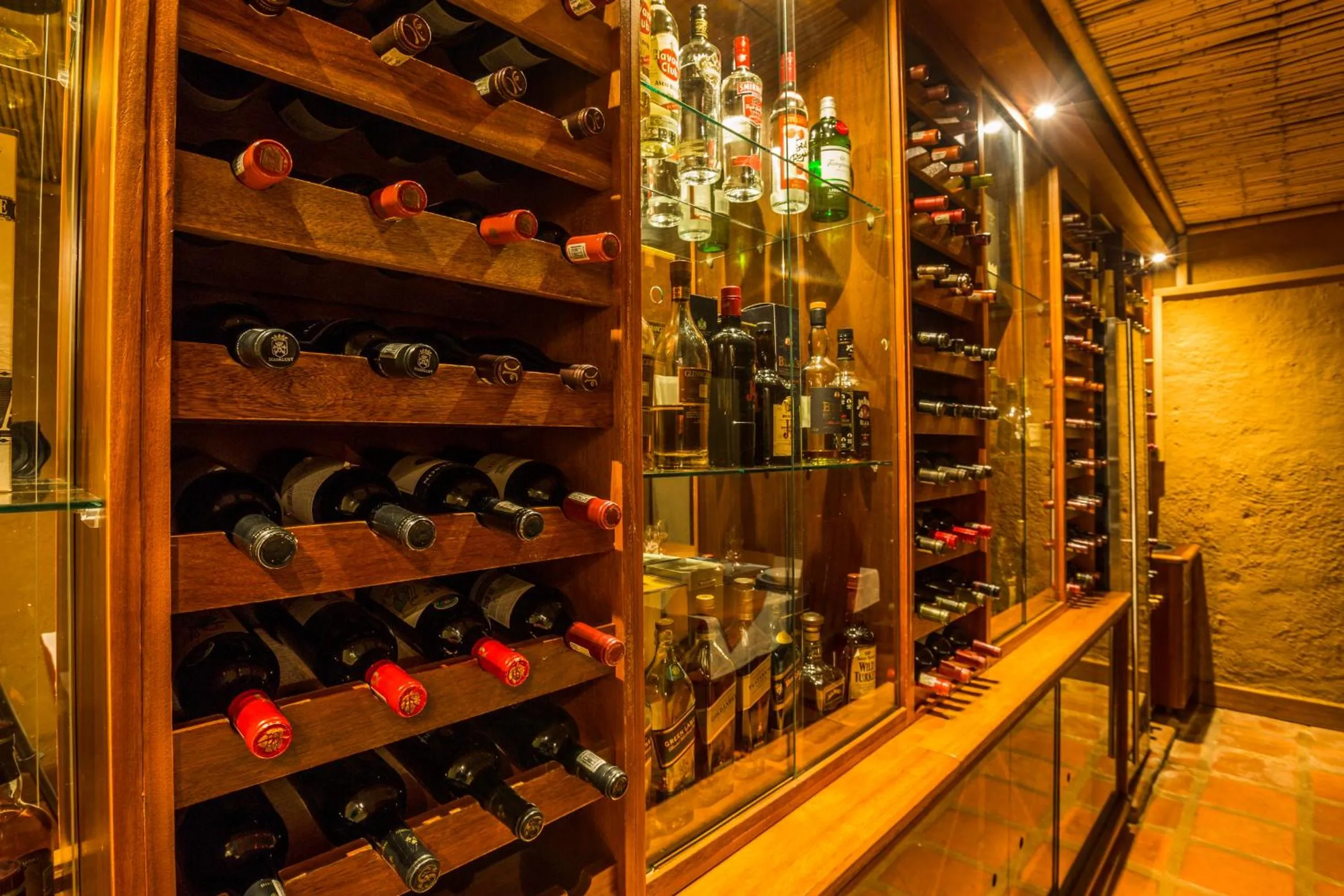 Alcoholic drinks in Sondela Nature Reserve & Spa Country House