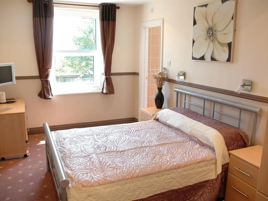 Bedroom, Bed in Hussar Inn