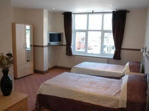 Bedroom, Bed in Hussar Inn