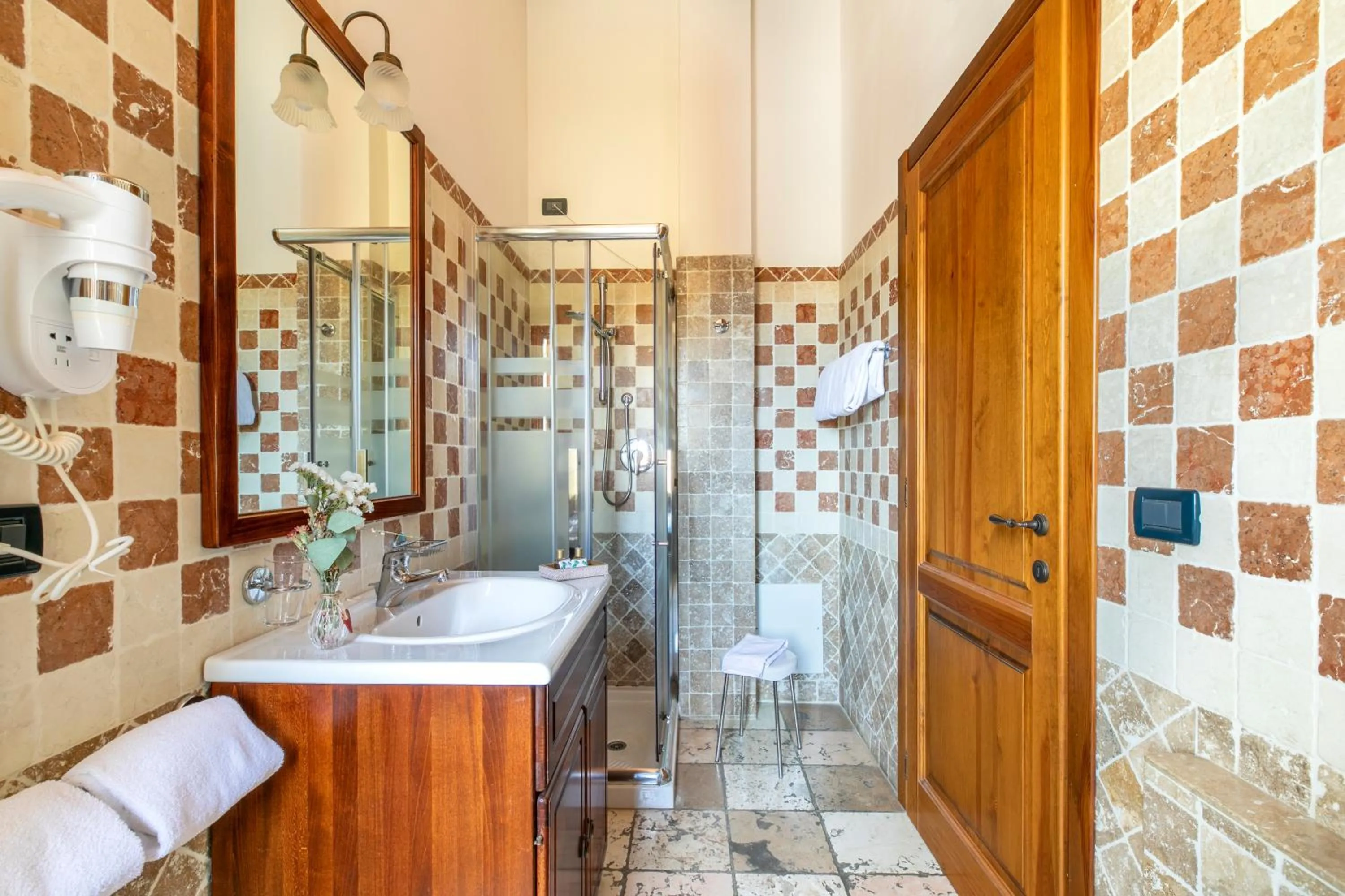 Shower in Agriturismo Porcaloca