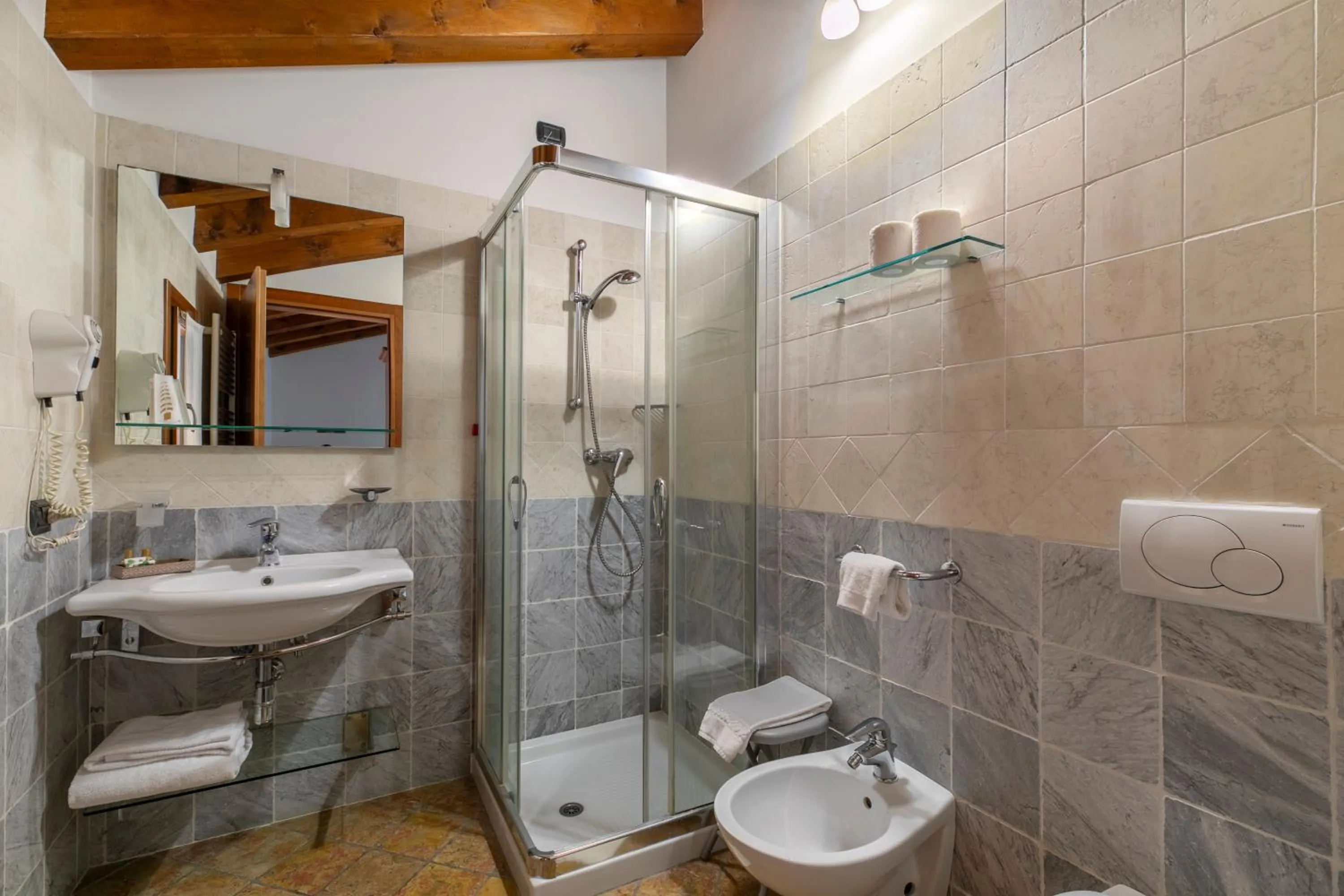 Bathroom in Agriturismo Porcaloca