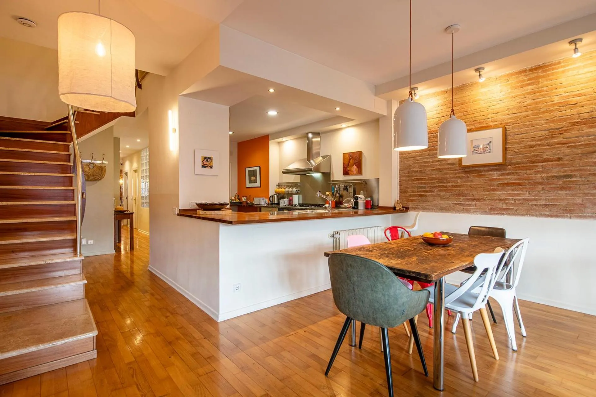 Sleep & Stay- Luxury top floor apt with terrace