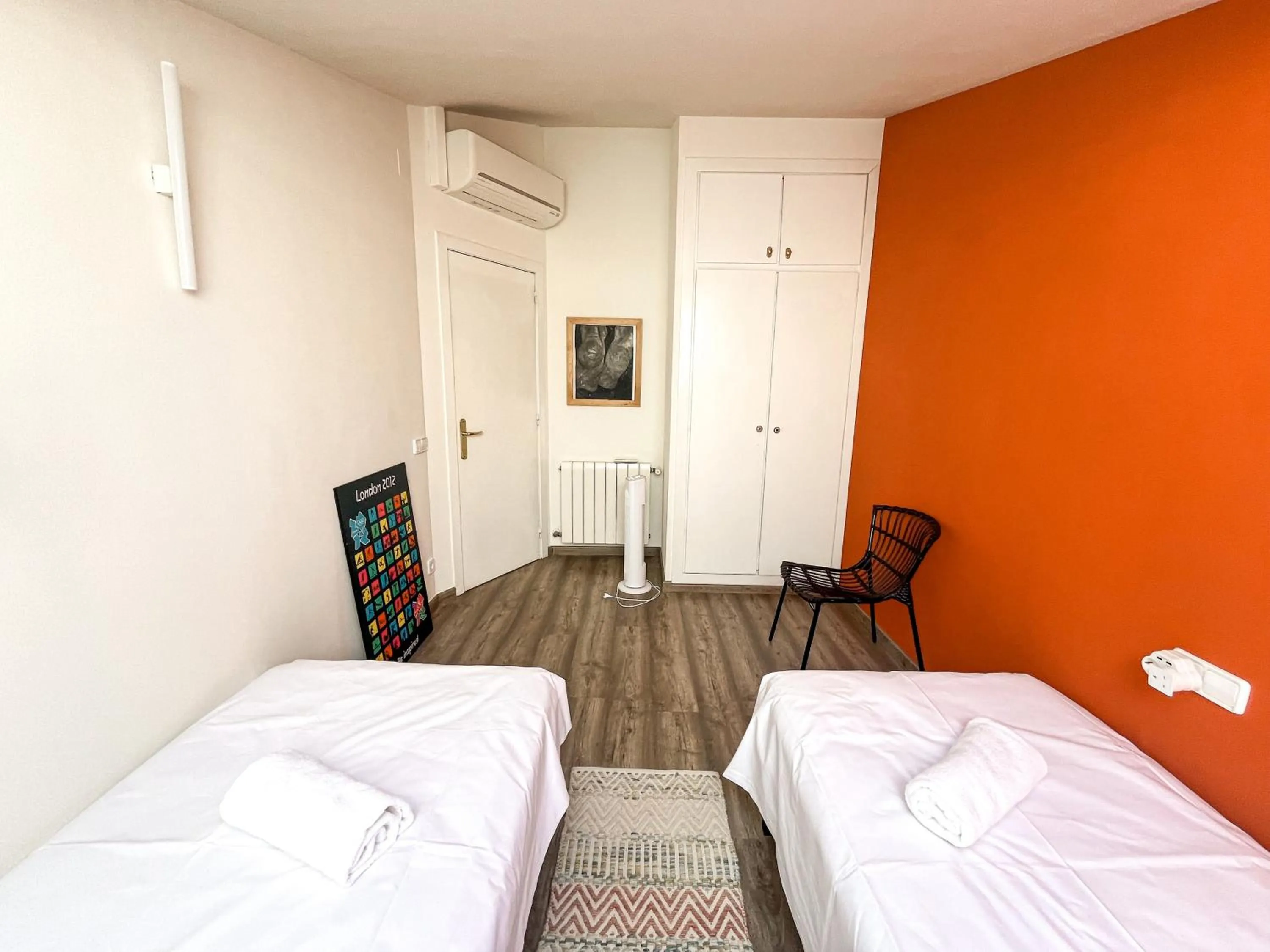 Bed in Sleep & Stay- Luxury top floor apt with terrace