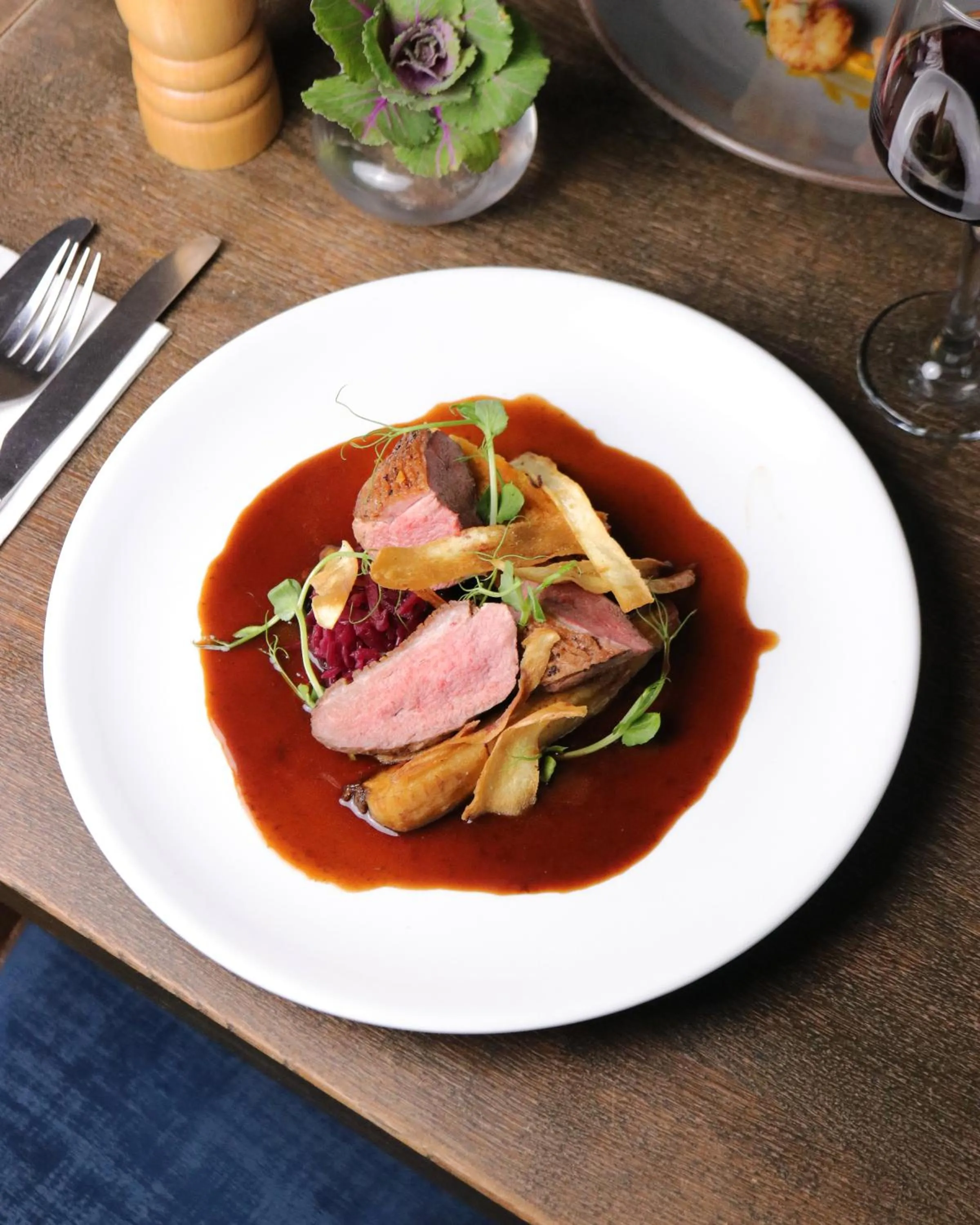 Food and drinks in Tower Hotel