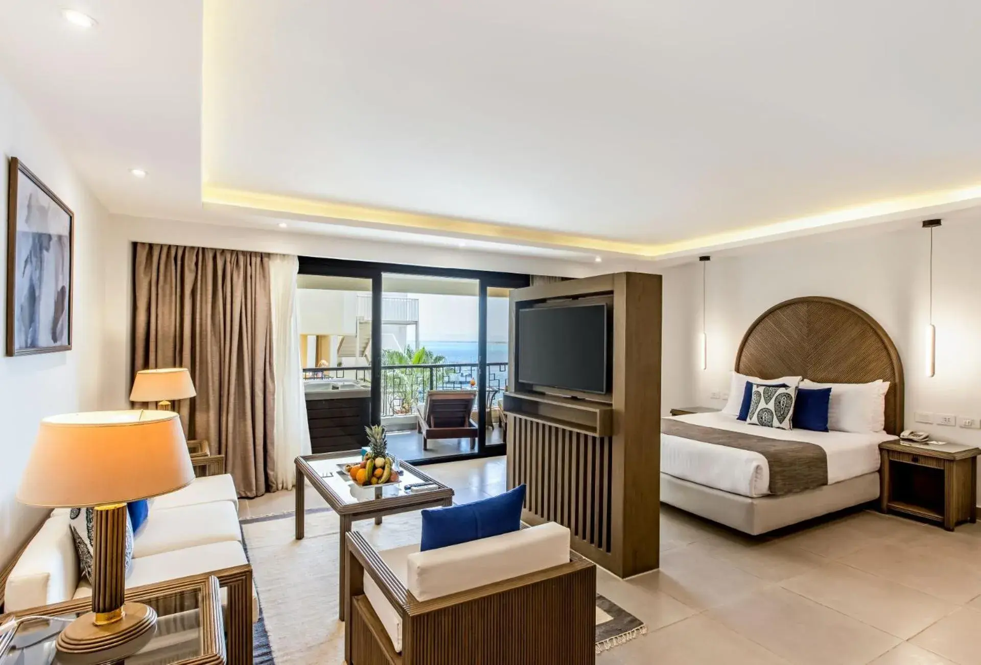 Premium Jacuzzi Suite in Sunrise Holidays Resort -Adults Only Premium Jacuzzi Suite in Sunrise Holidays Resort -Adults Only