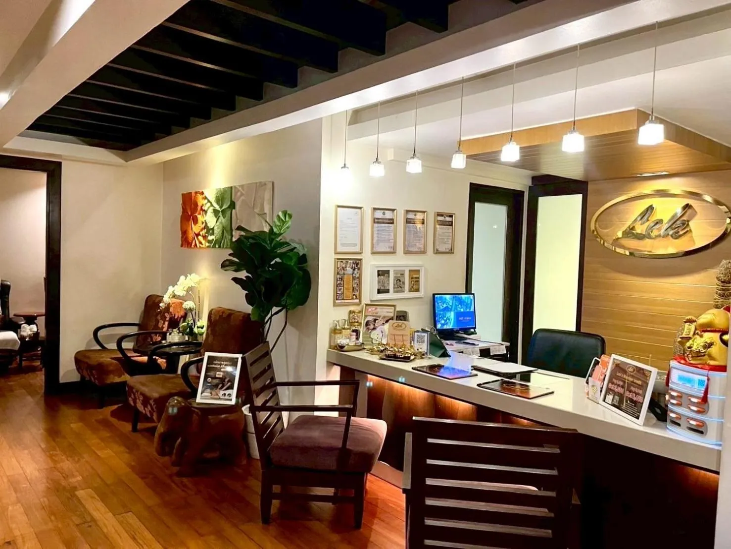 Spa and wellness centre/facilities in The Quarter Saladaeng by UHG