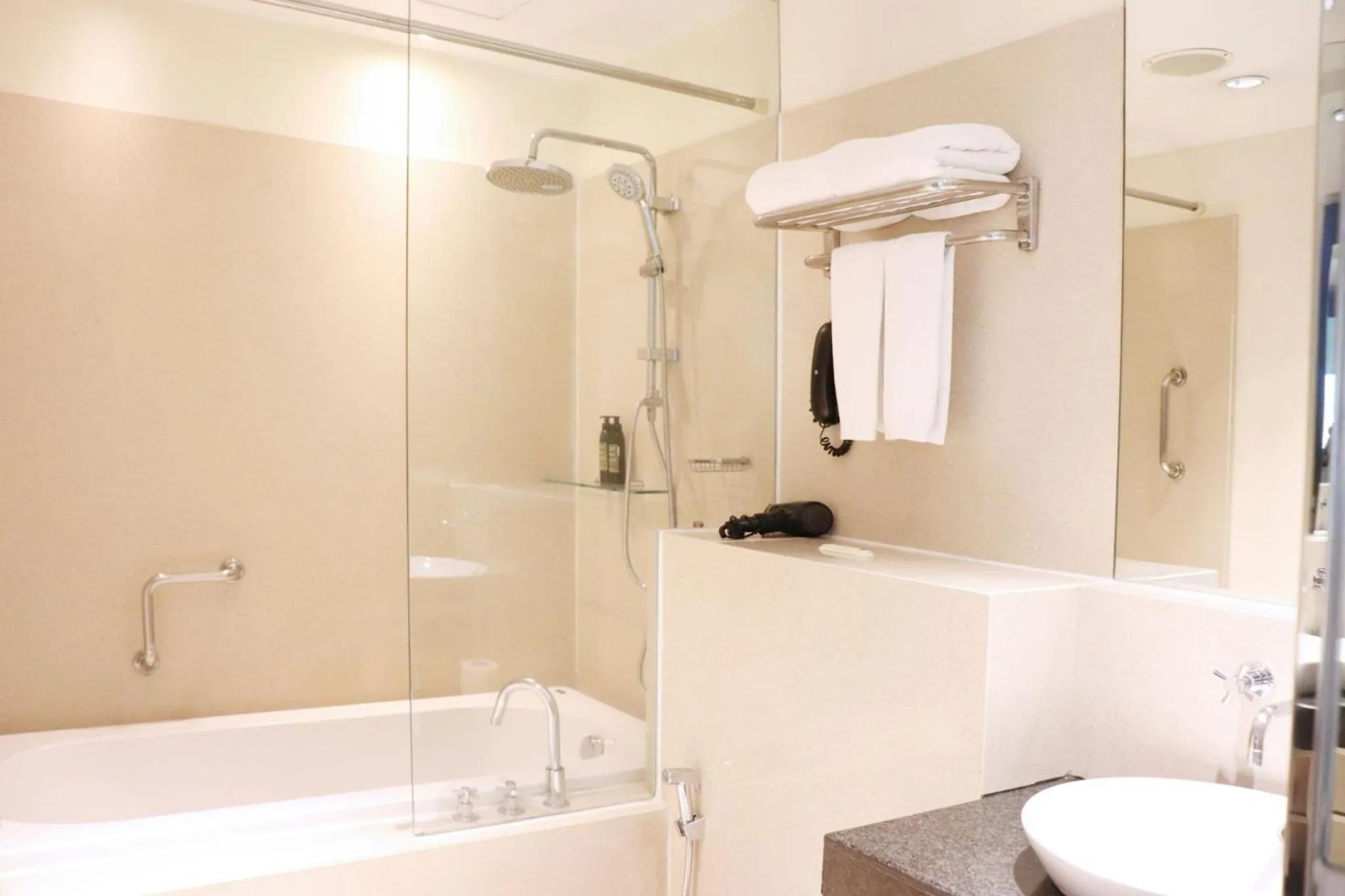 Standard Double Room in The Quarter Saladaeng by UHG