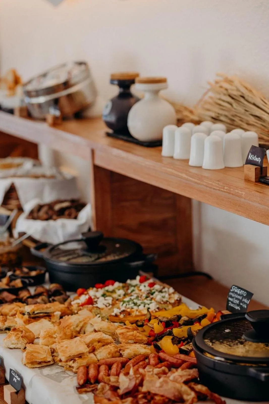 Breakfast in Honeymoon Petra Villas