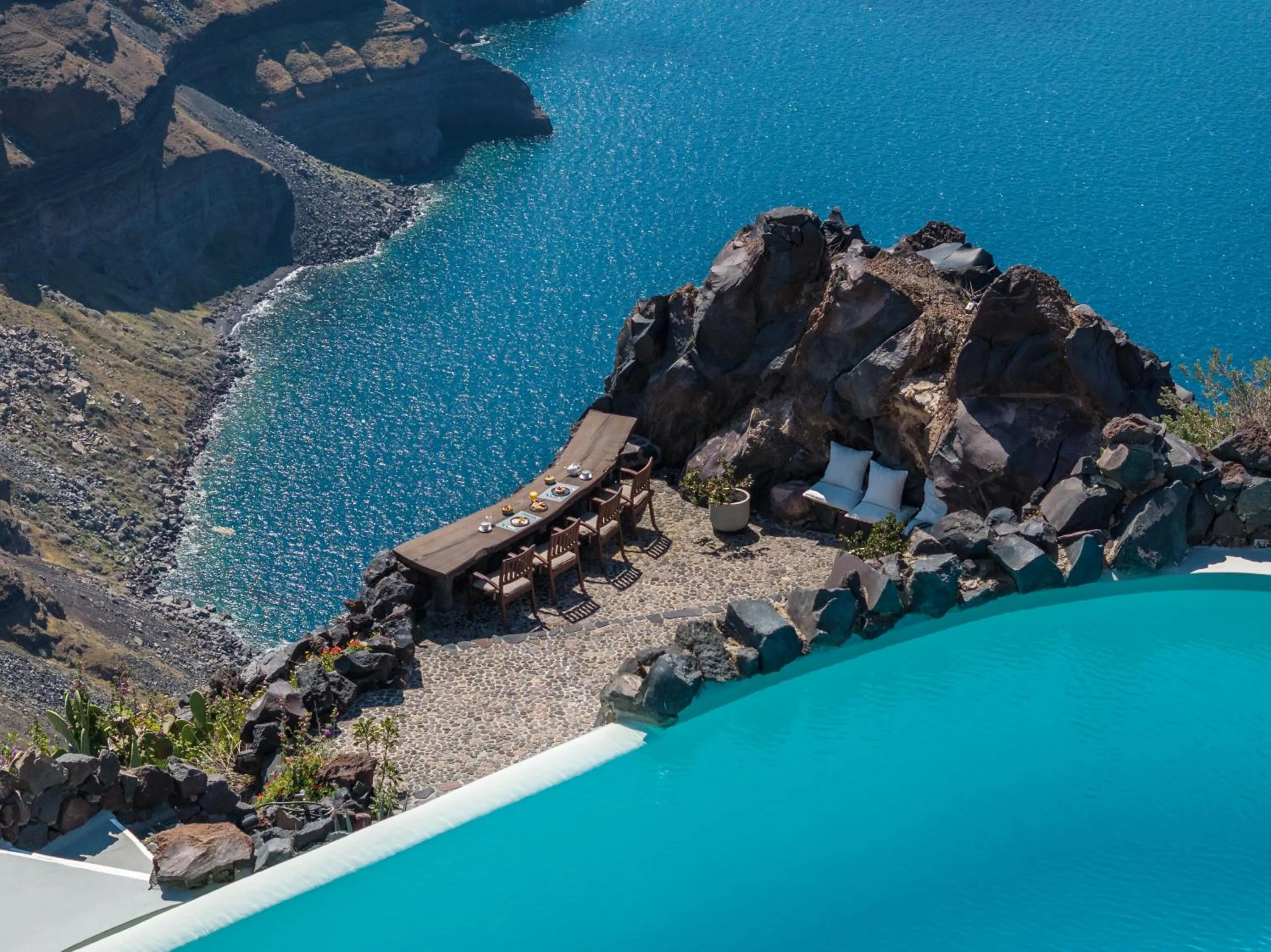 Property building in Honeymoon Petra Villas