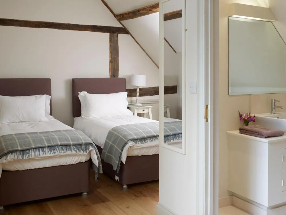 Bedroom, Bed in Manor Farm Courtyard Cottages
