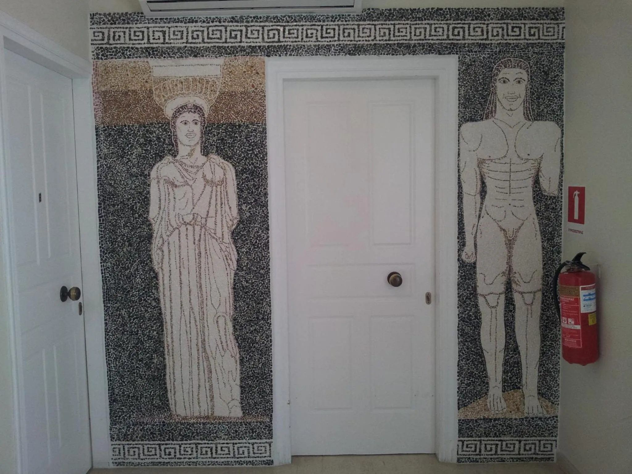 Decorative detail in Hotel Apollon
