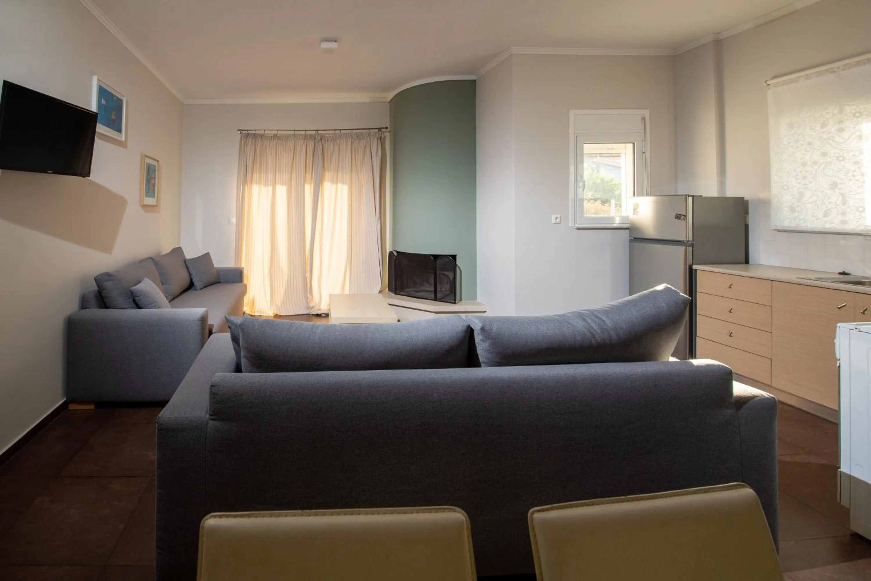 Living room in Alkistis Hotel