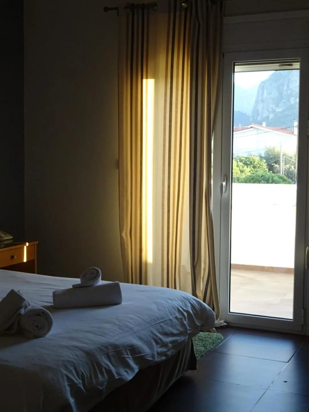 Bedroom, Bed in Alkistis Hotel