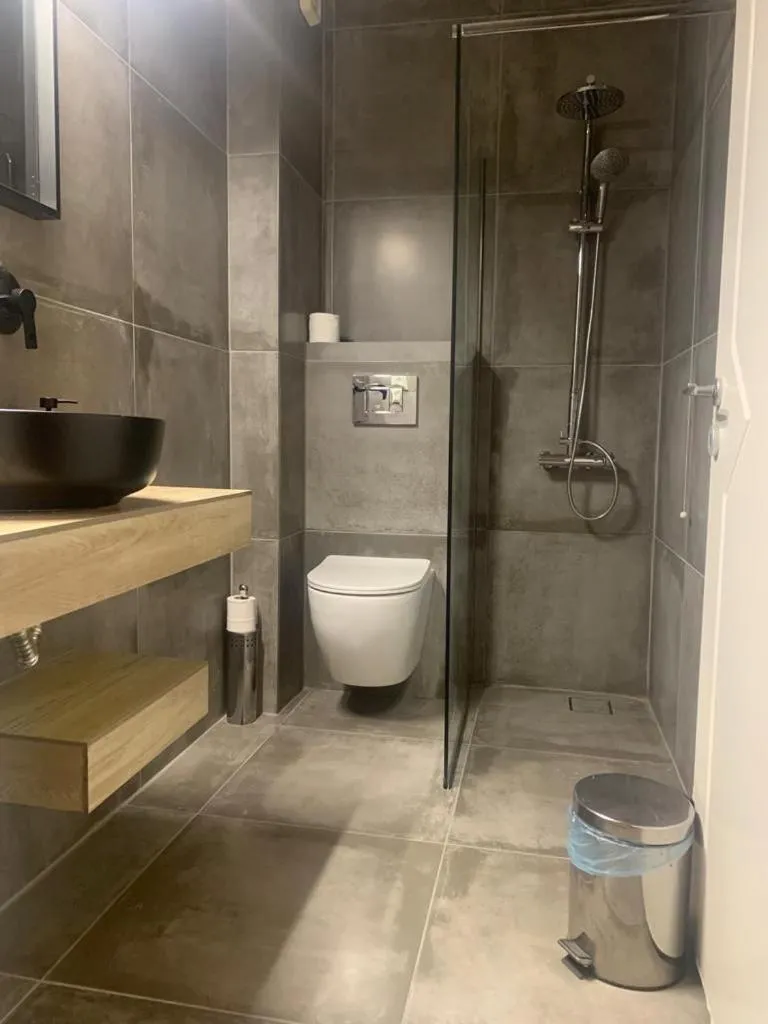 Bathroom in Alkistis Hotel