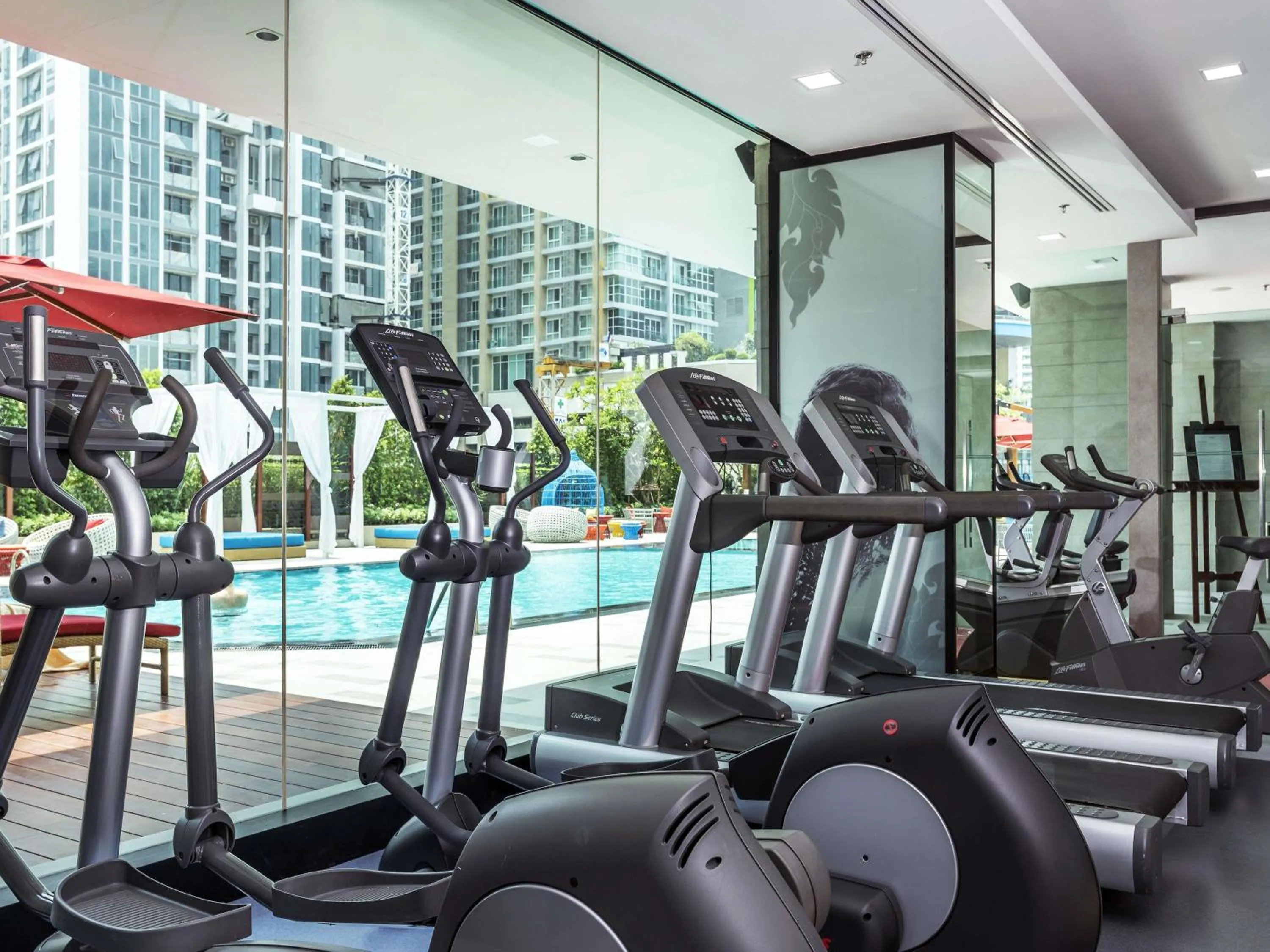 Fitness centre/facilities in Mercure Bangkok Sukhumvit 11