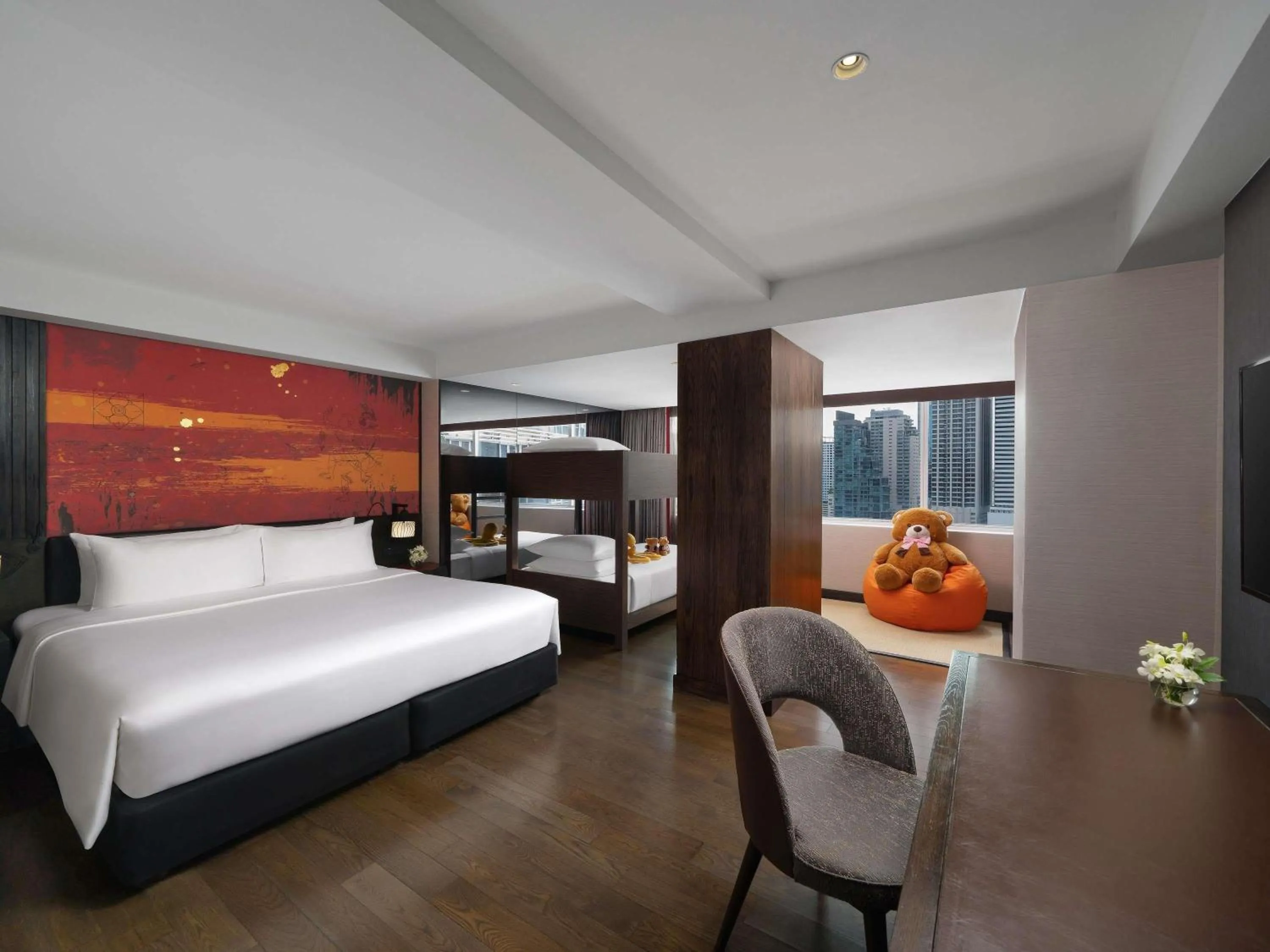 Bedroom, Bed in Mercure Bangkok Sukhumvit 11