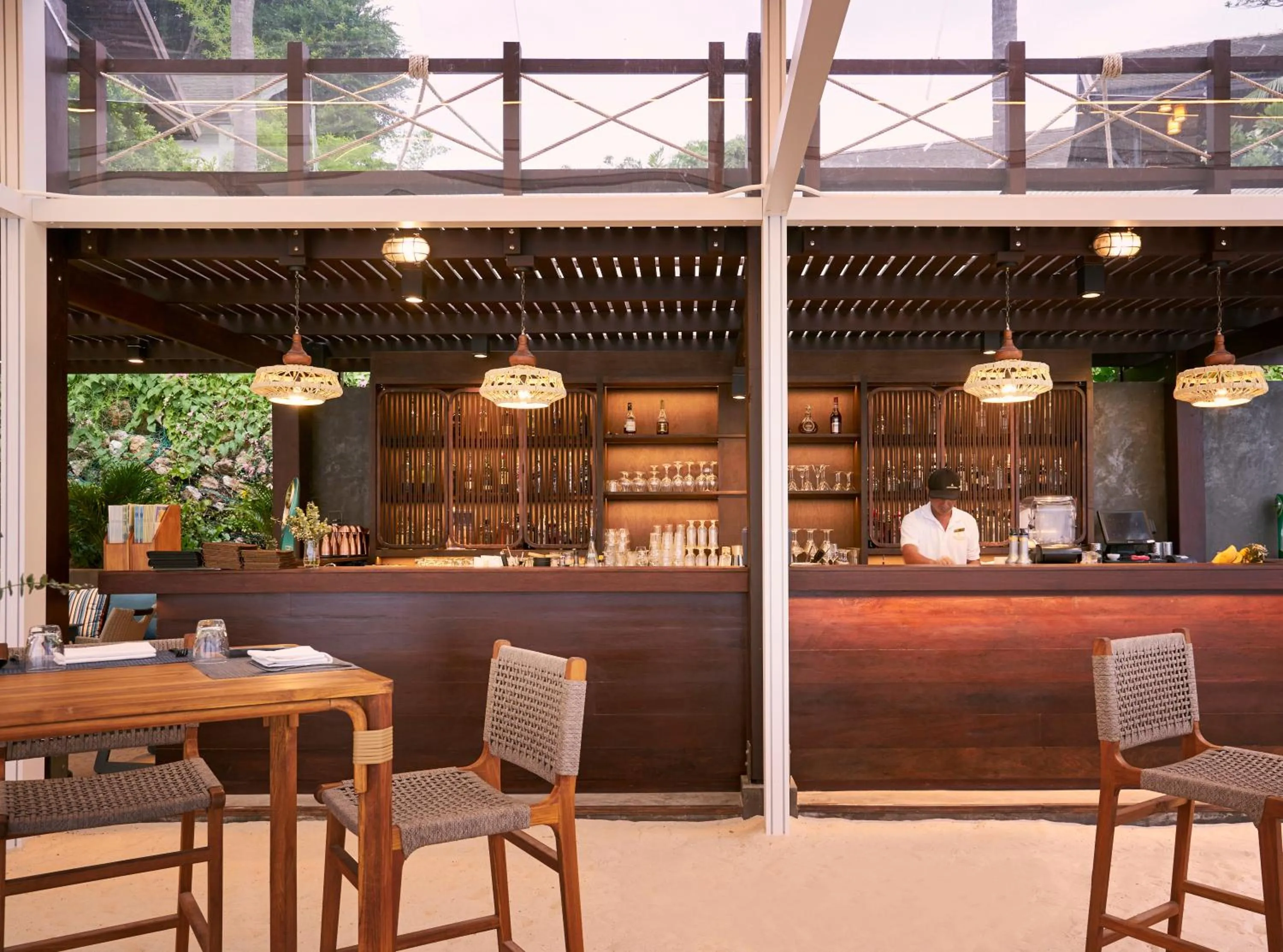 Restaurant/places to eat in Anantara Lawana Koh Samui Resort