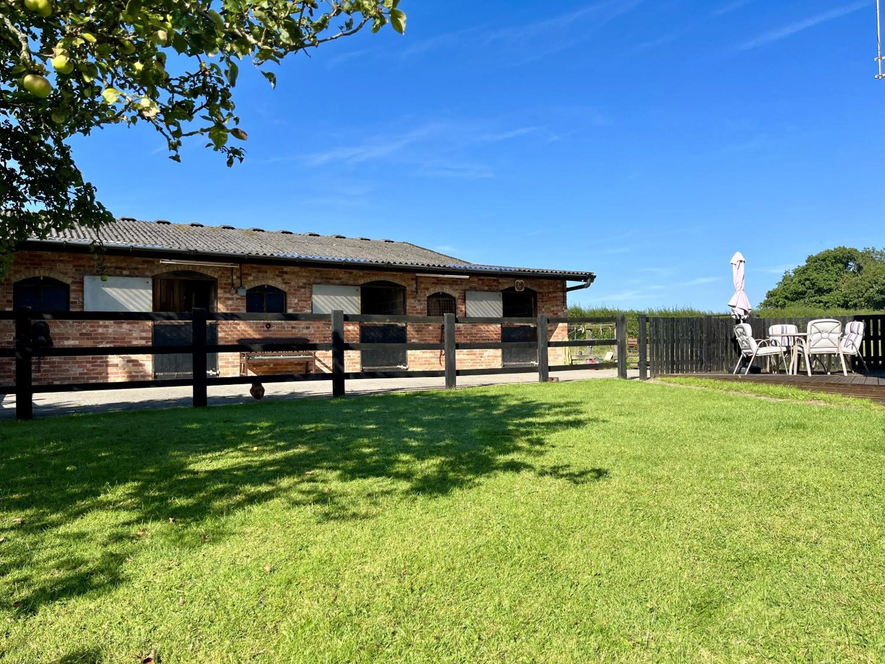 Other in Priors Oak - A Cosy Studio with Countryside Views in Dorset