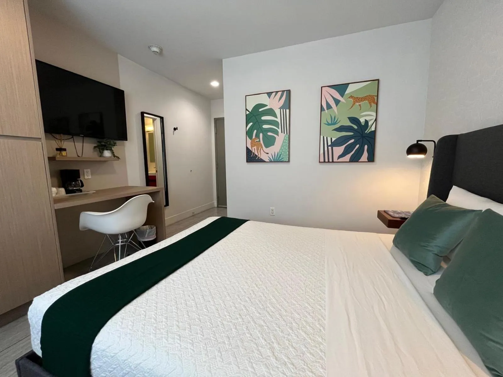 Bed in Costa Norte Boutique Hotel Miami Beach