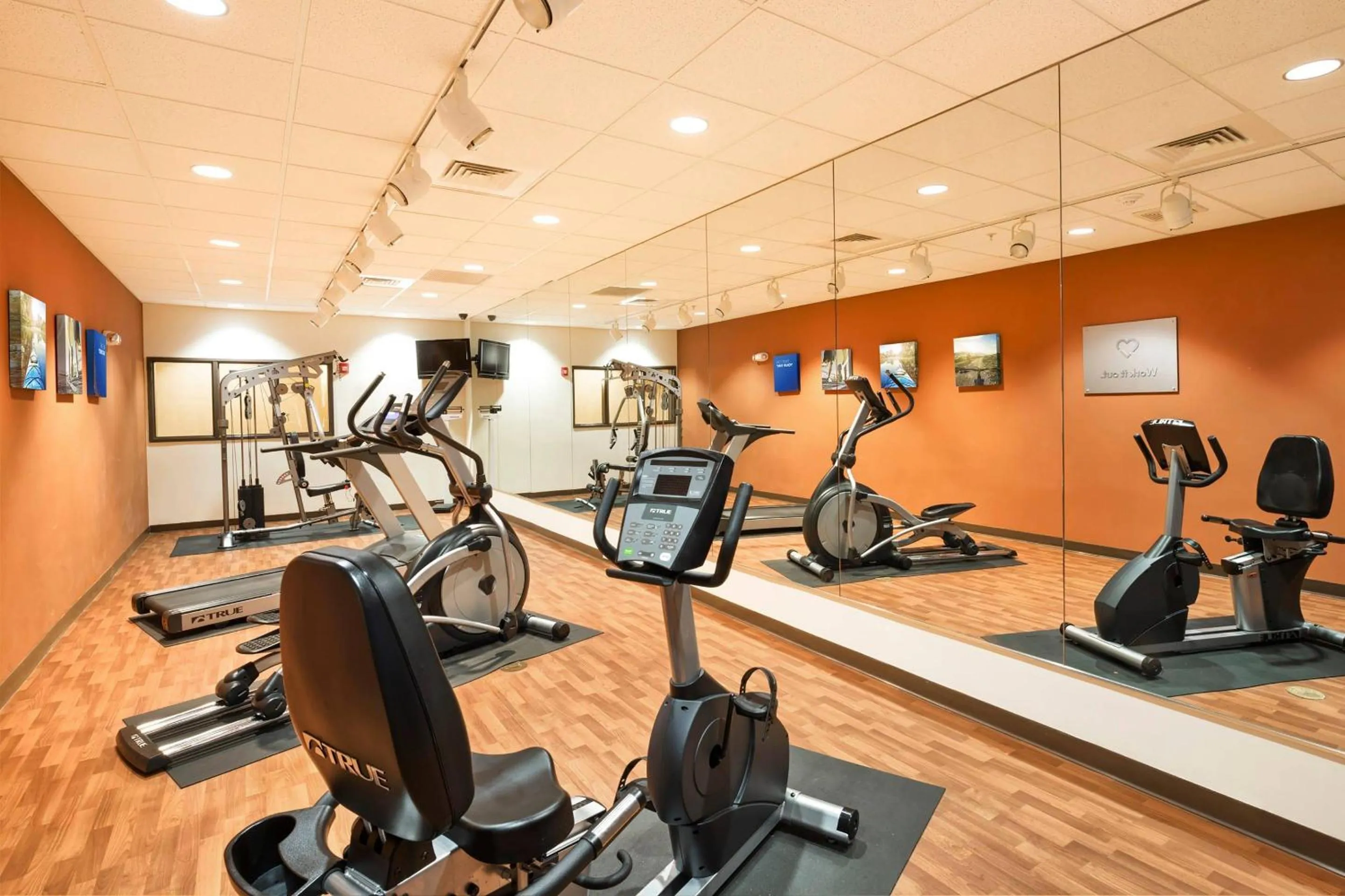 Fitness centre/facilities in Comfort Suites Goodyear-West Phoenix