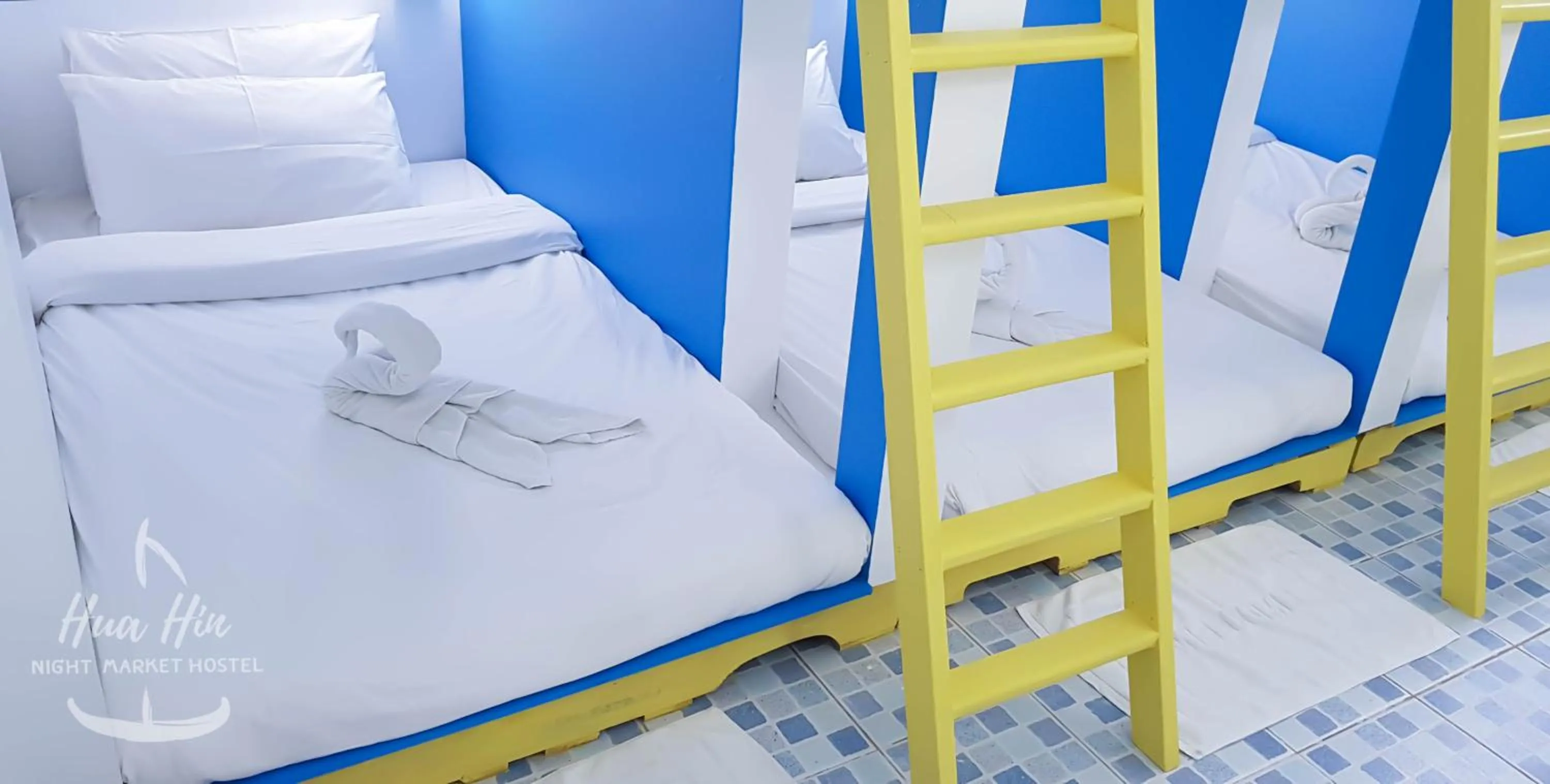 bunk bed, Bed in HuaHin Night Market Hostel