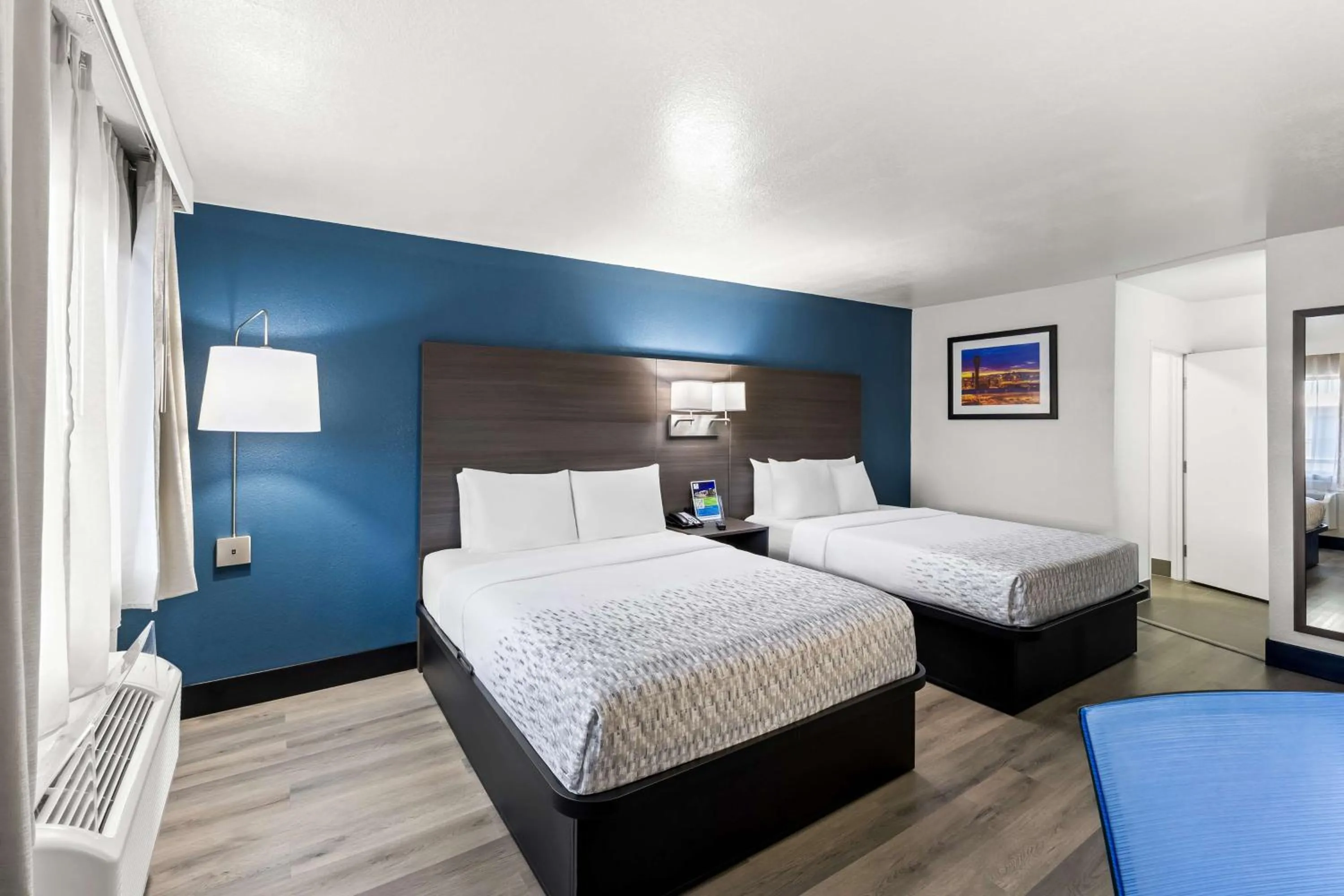 Bed in SureStay Hotel by Best Western Phoenix Airport