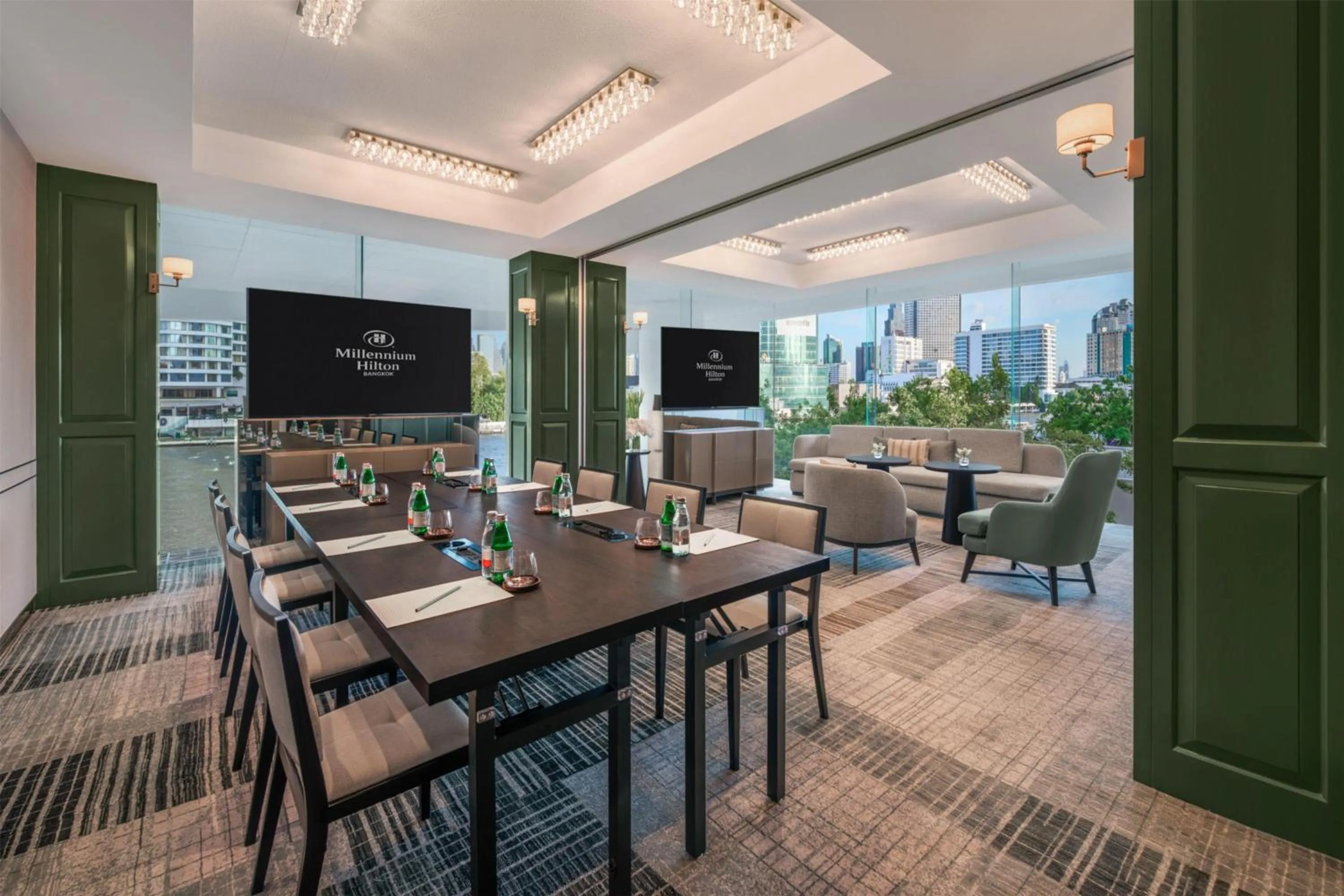 Meeting/conference room in Millennium Hilton Bangkok