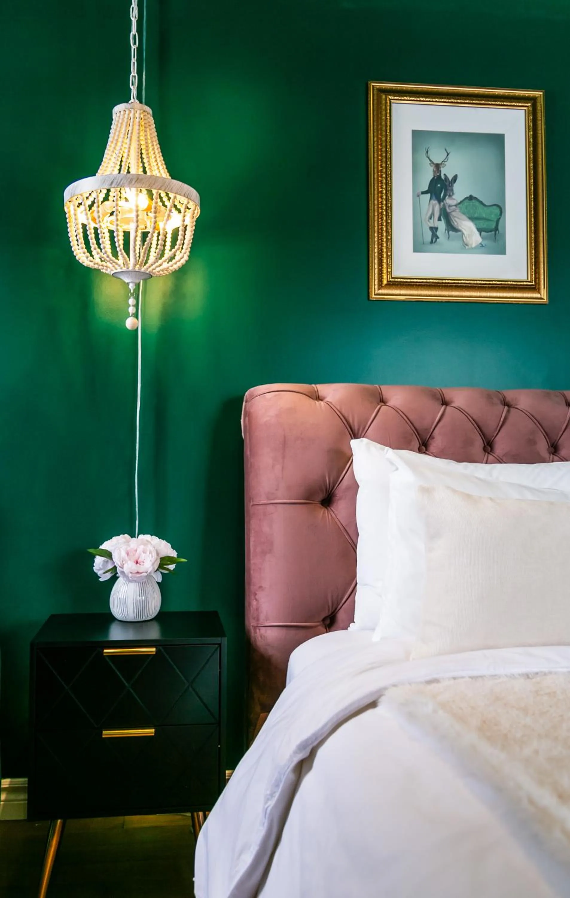 Bedroom, Bed in Manoir Becancourt Hotel