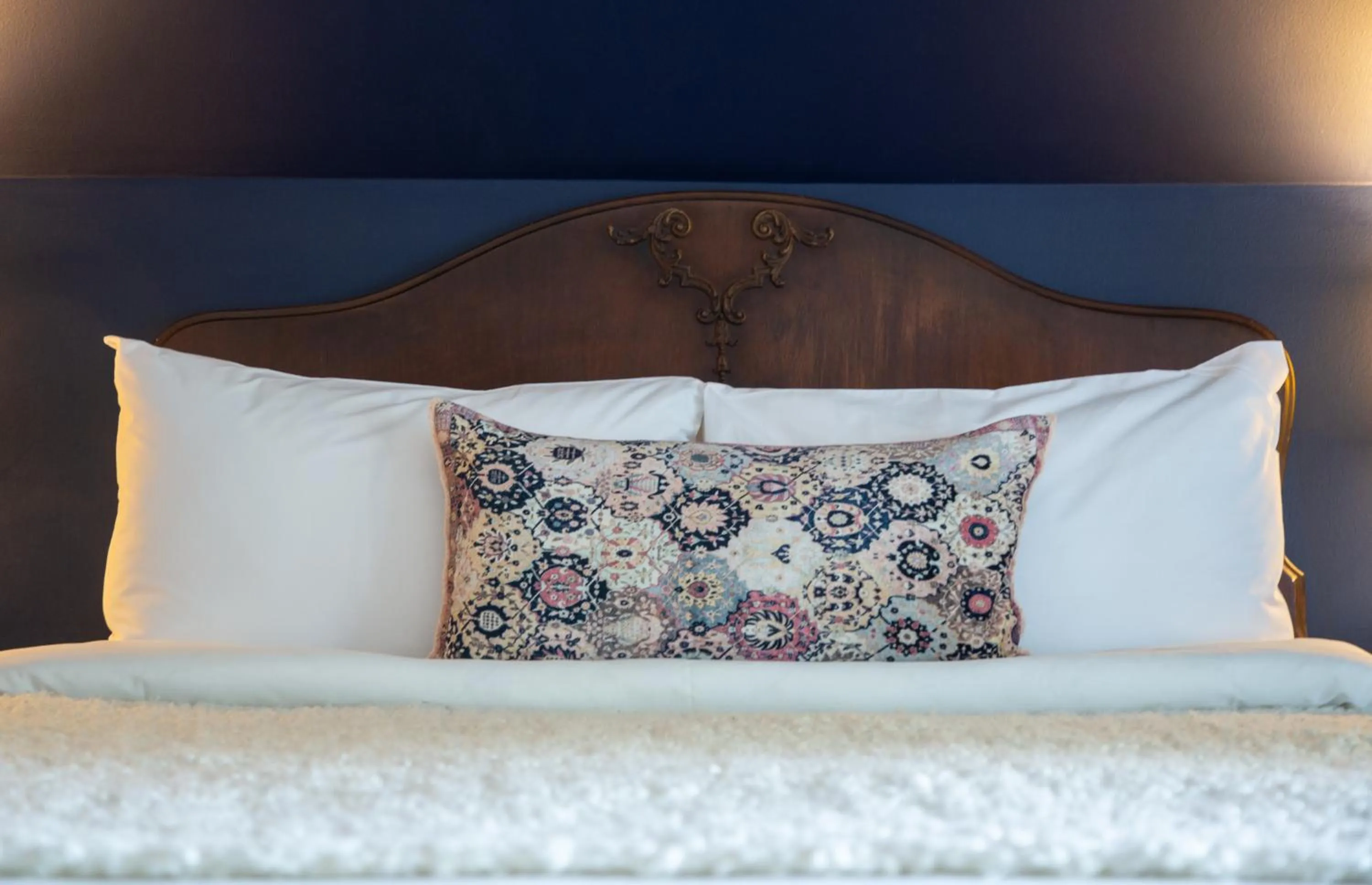 Bedroom, Bed in Manoir Becancourt Hotel