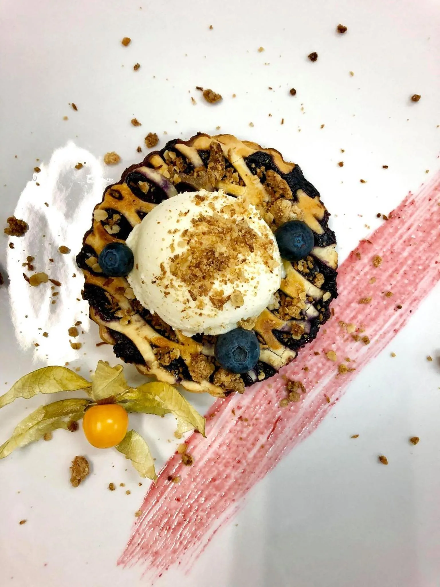 Restaurant/places to eat in Manoir Becancourt Hotel