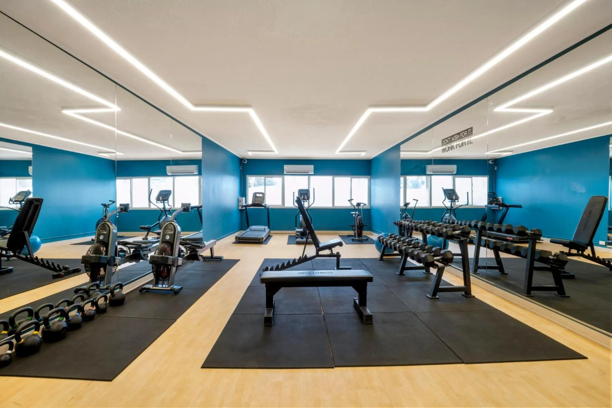 Fitness centre/facilities in Maui Beach Hotel