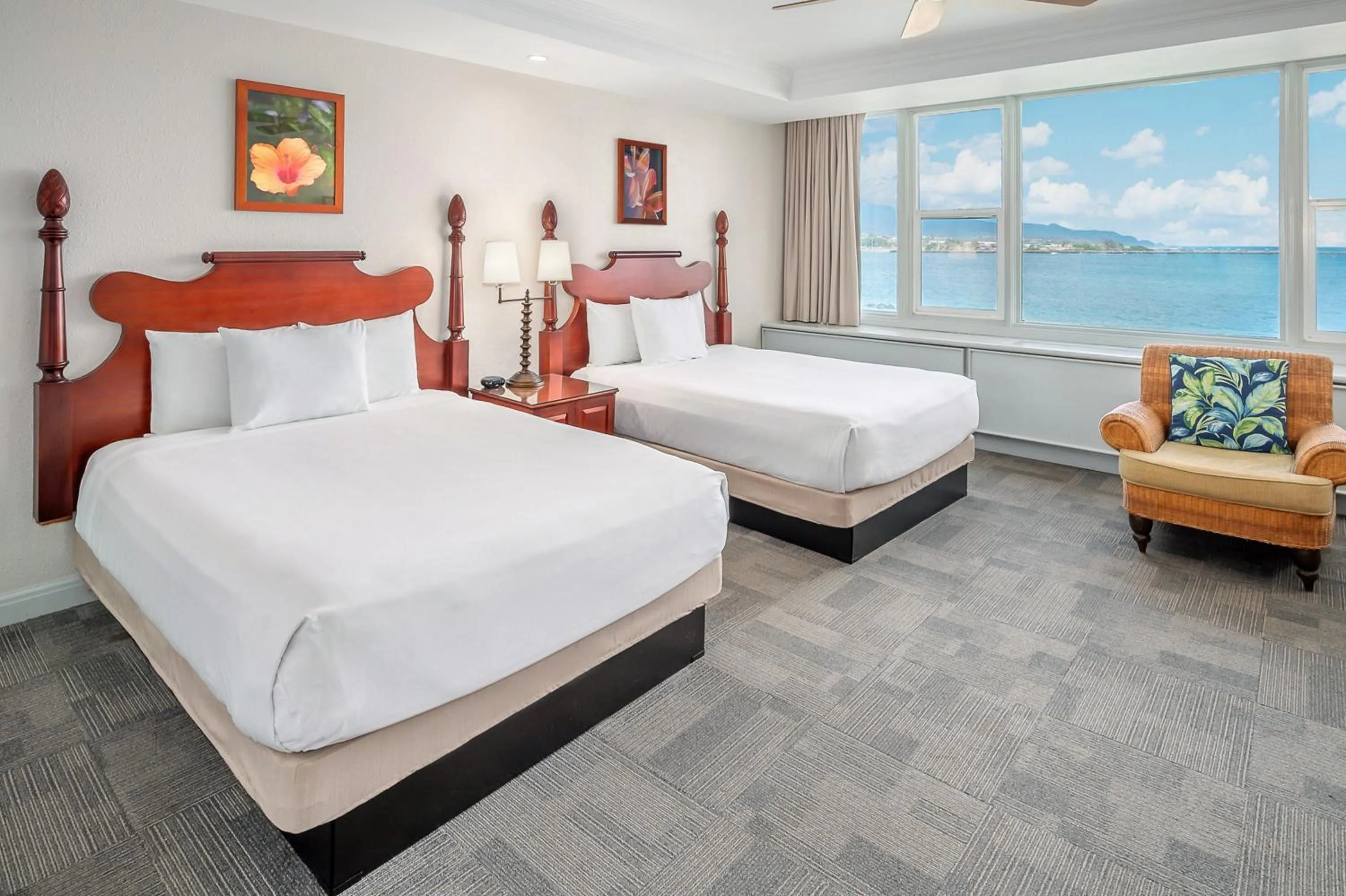 Photo of the whole room, Bed in Maui Beach Hotel