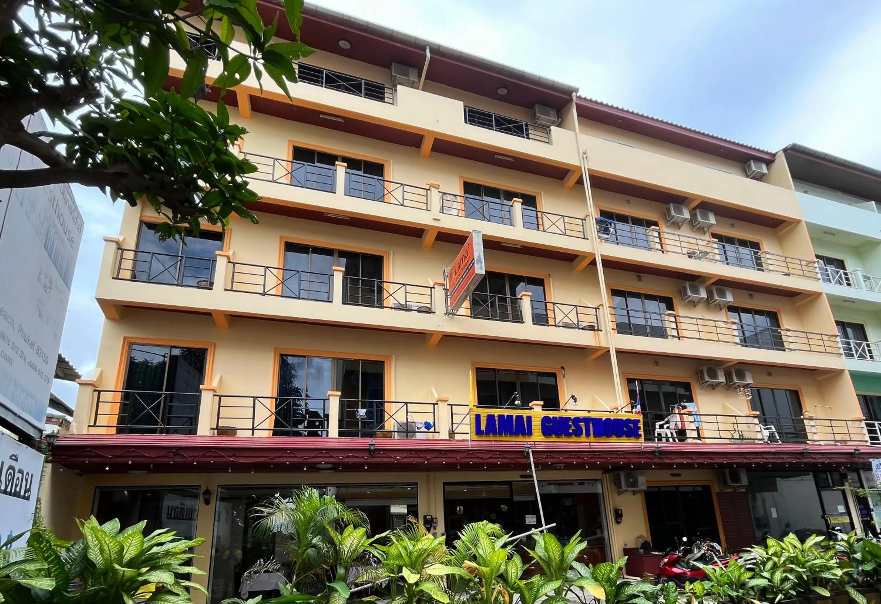 Property building in Patong Lamai Residence