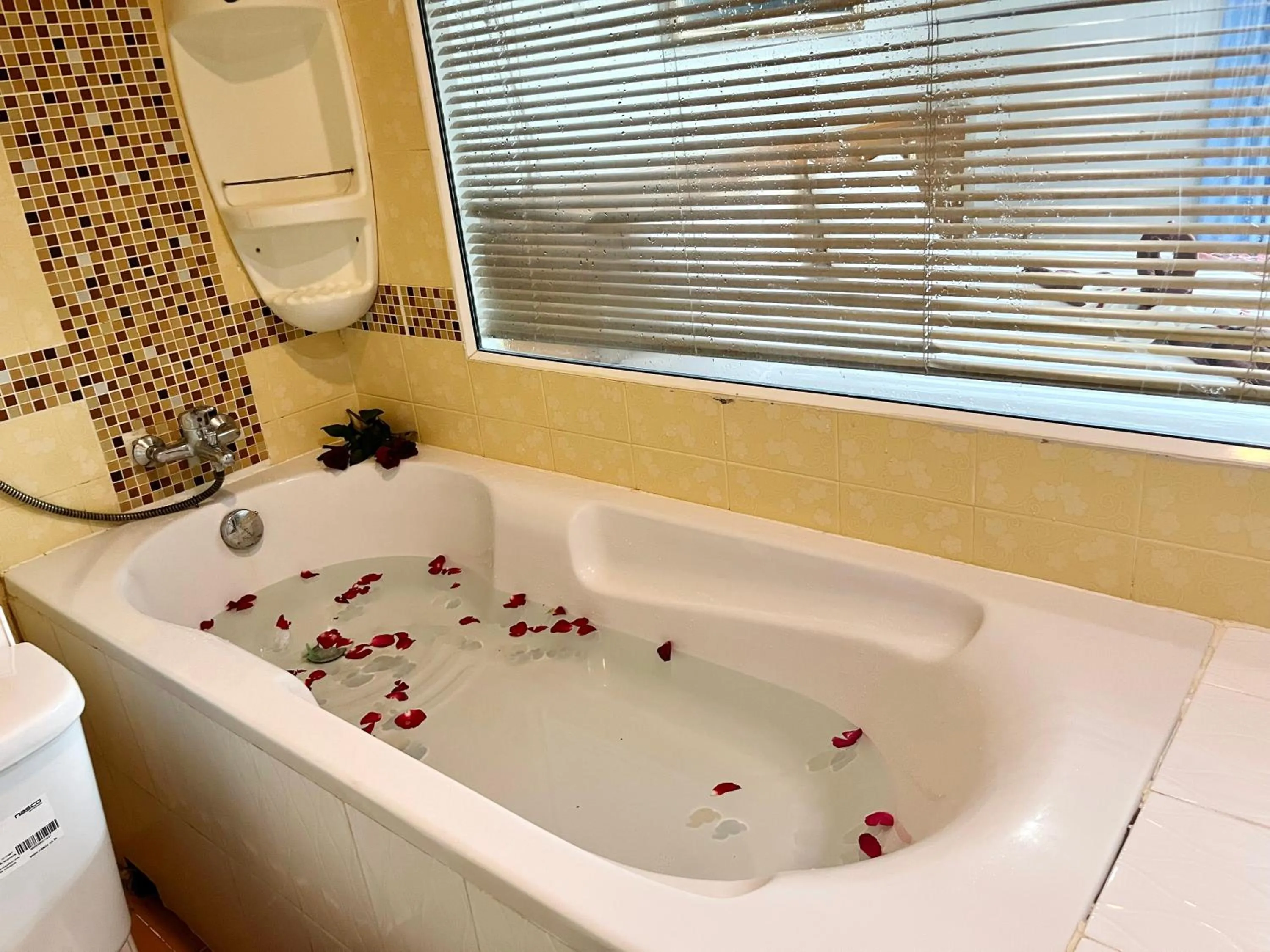 Hot Tub in Patong Lamai Residence