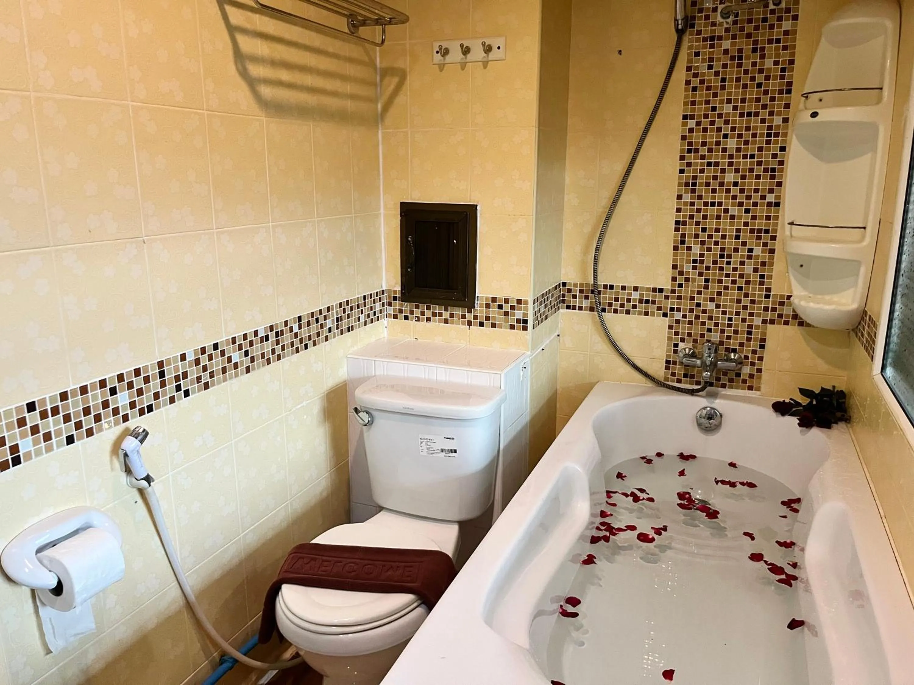 Hot Tub in Patong Lamai Residence