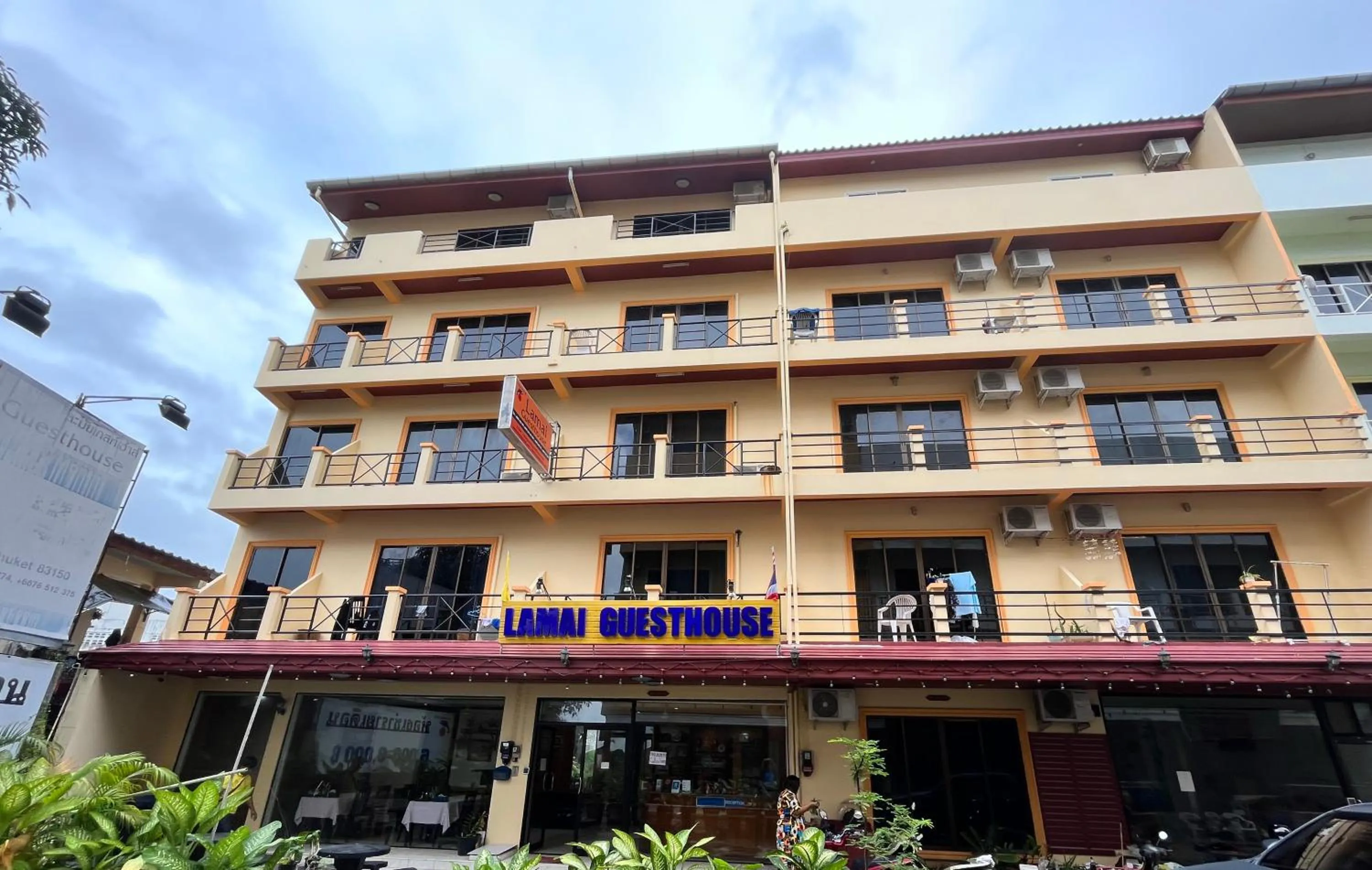 Property building in Patong Lamai Residence